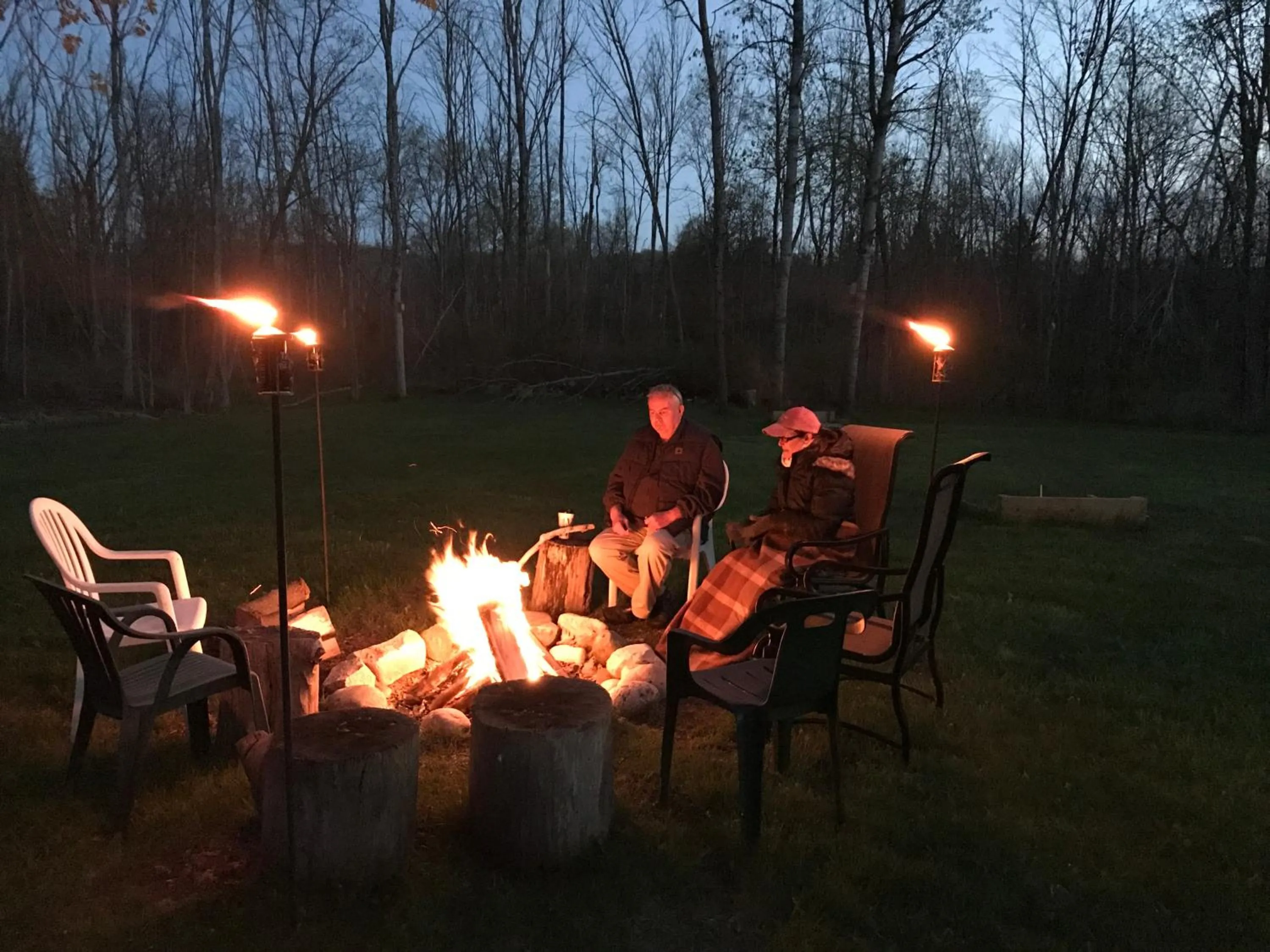 Evening entertainment in Cedar Ridge Cabins