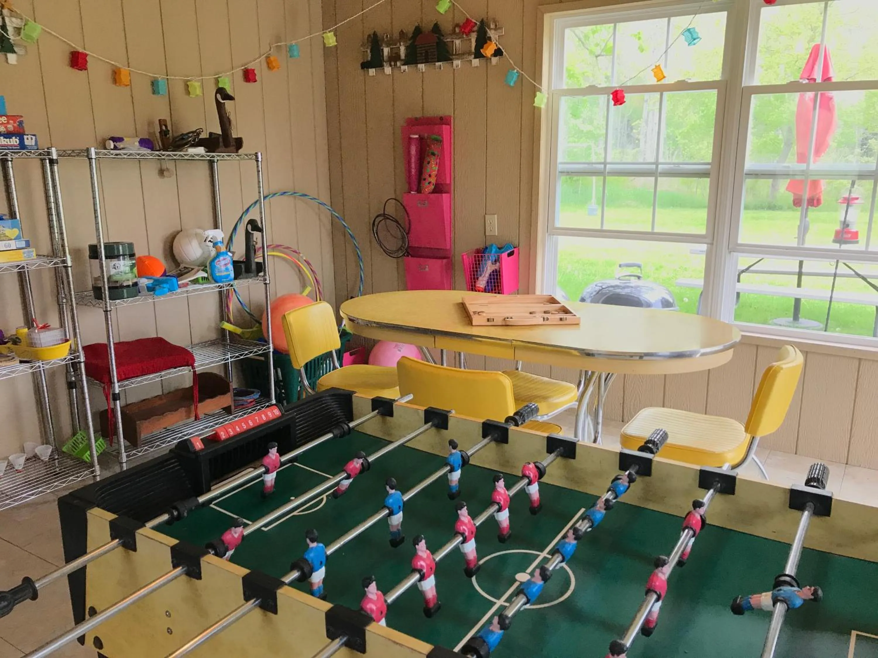 Game Room in Cedar Ridge Cabins