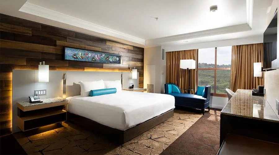 Bed in Chukchansi Gold Resort & Casino