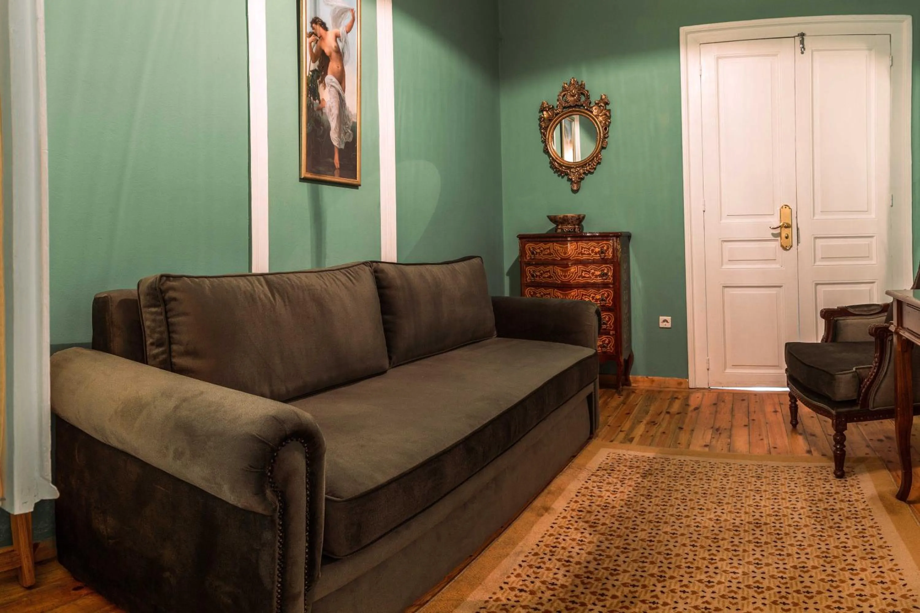 Seating area in Ilion Hotel