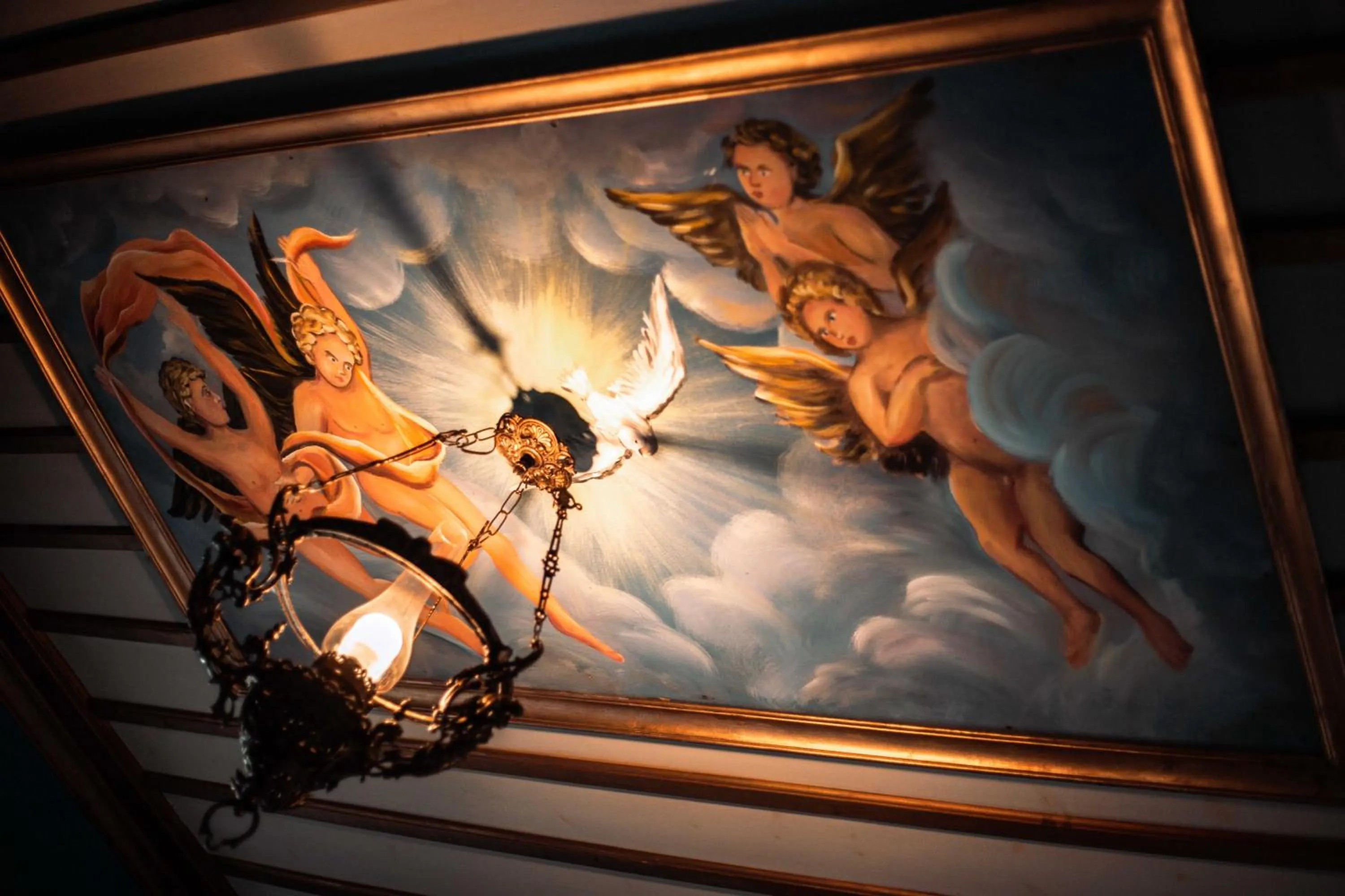 Bedroom in Ilion Hotel