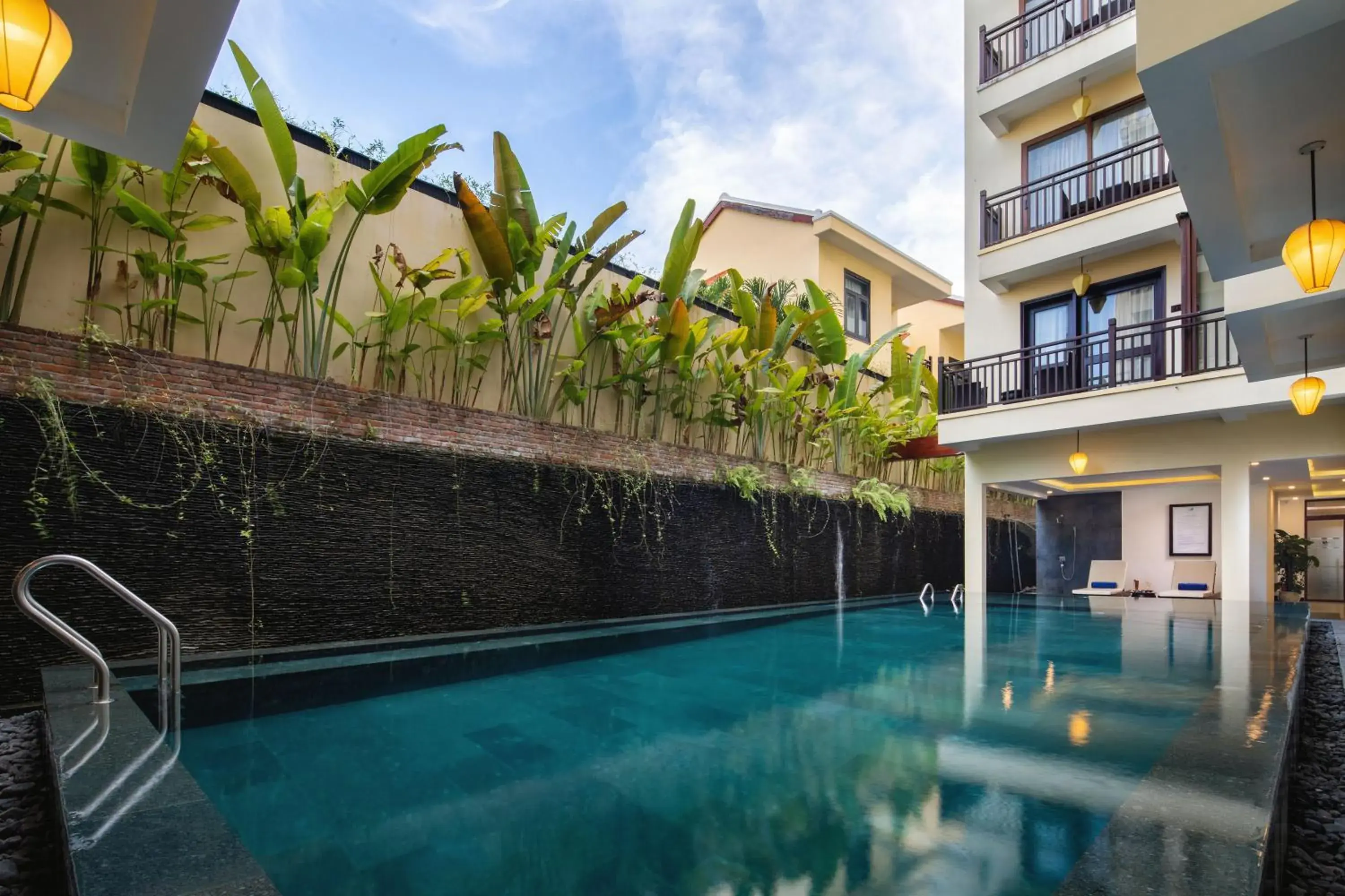 Swimming pool in Silkotel Hoi An Swimming pool in Silkotel Hoi An