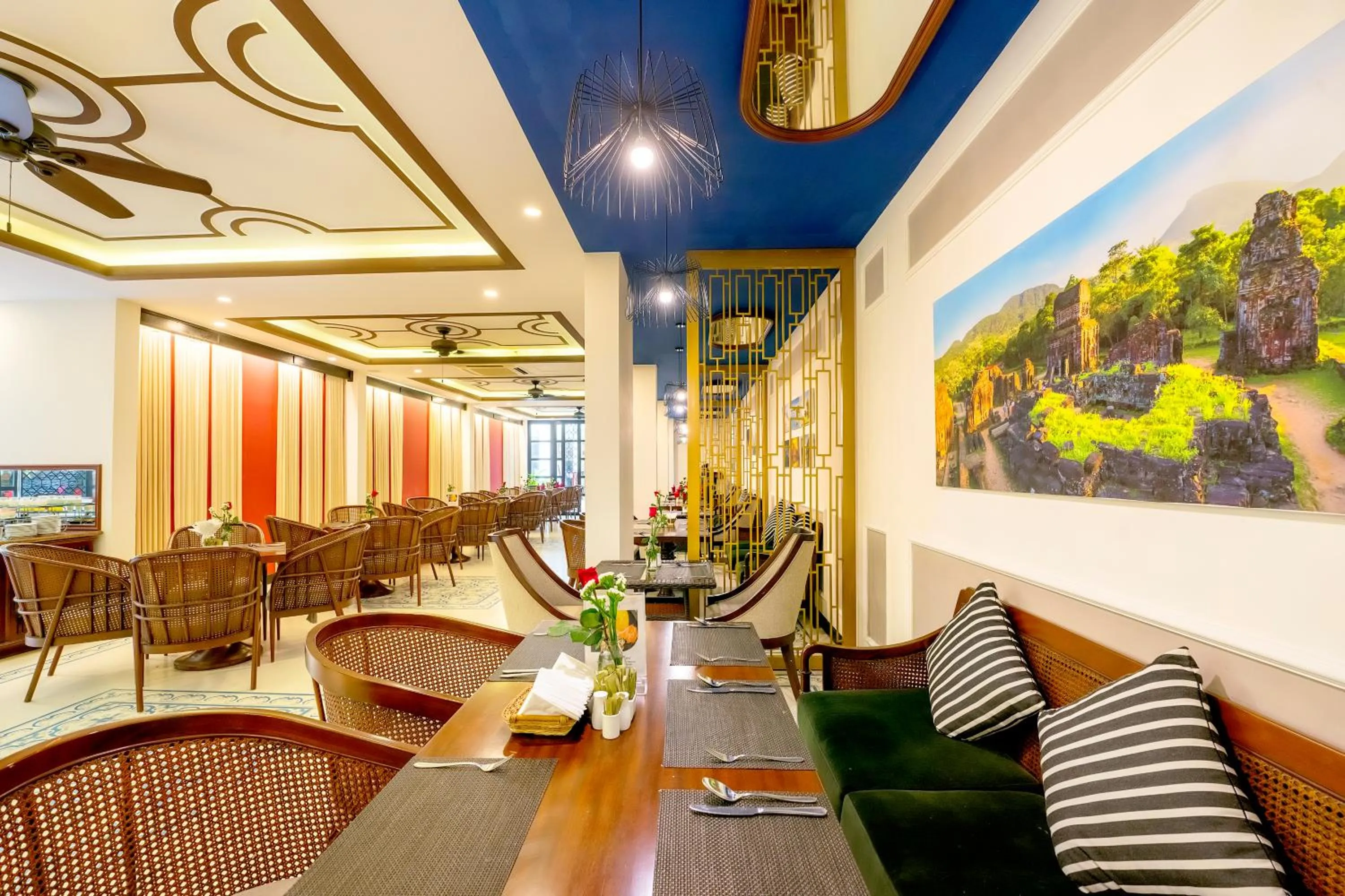 Restaurant/places to eat in Silkotel Hoi An