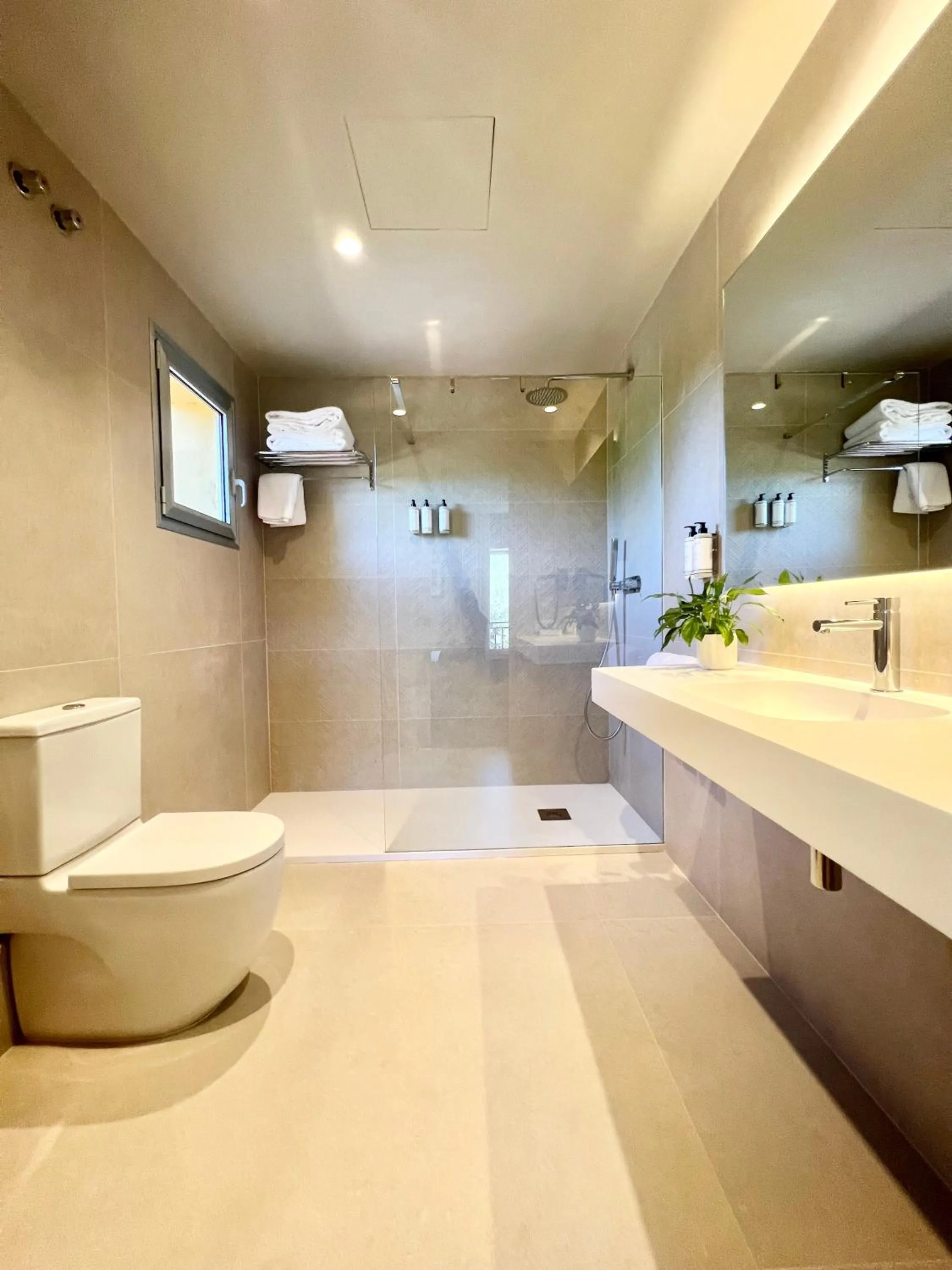 Bathroom in Hotel Aatu - Adults Only