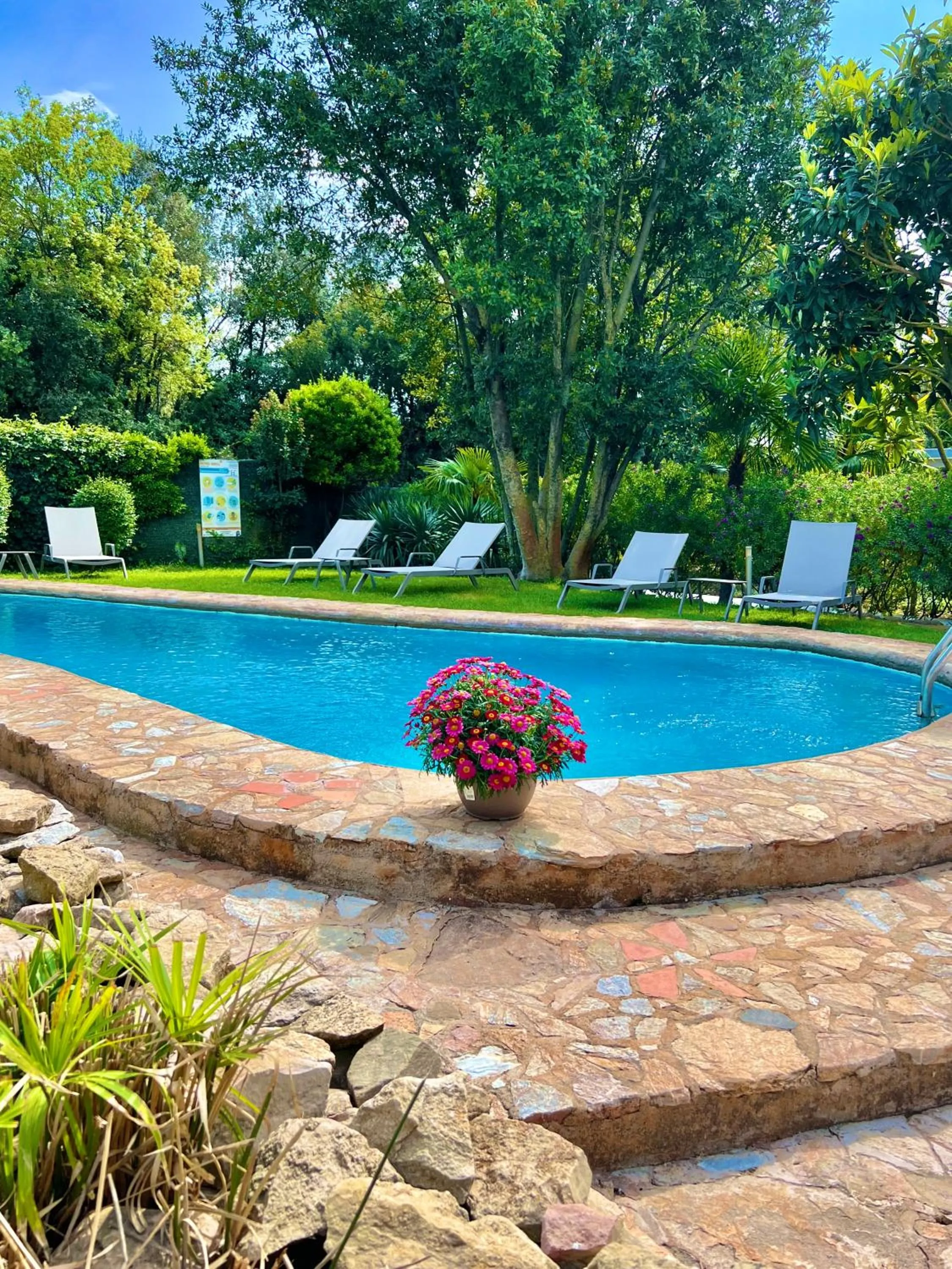Swimming pool in Hotel Aatu - Adults Only