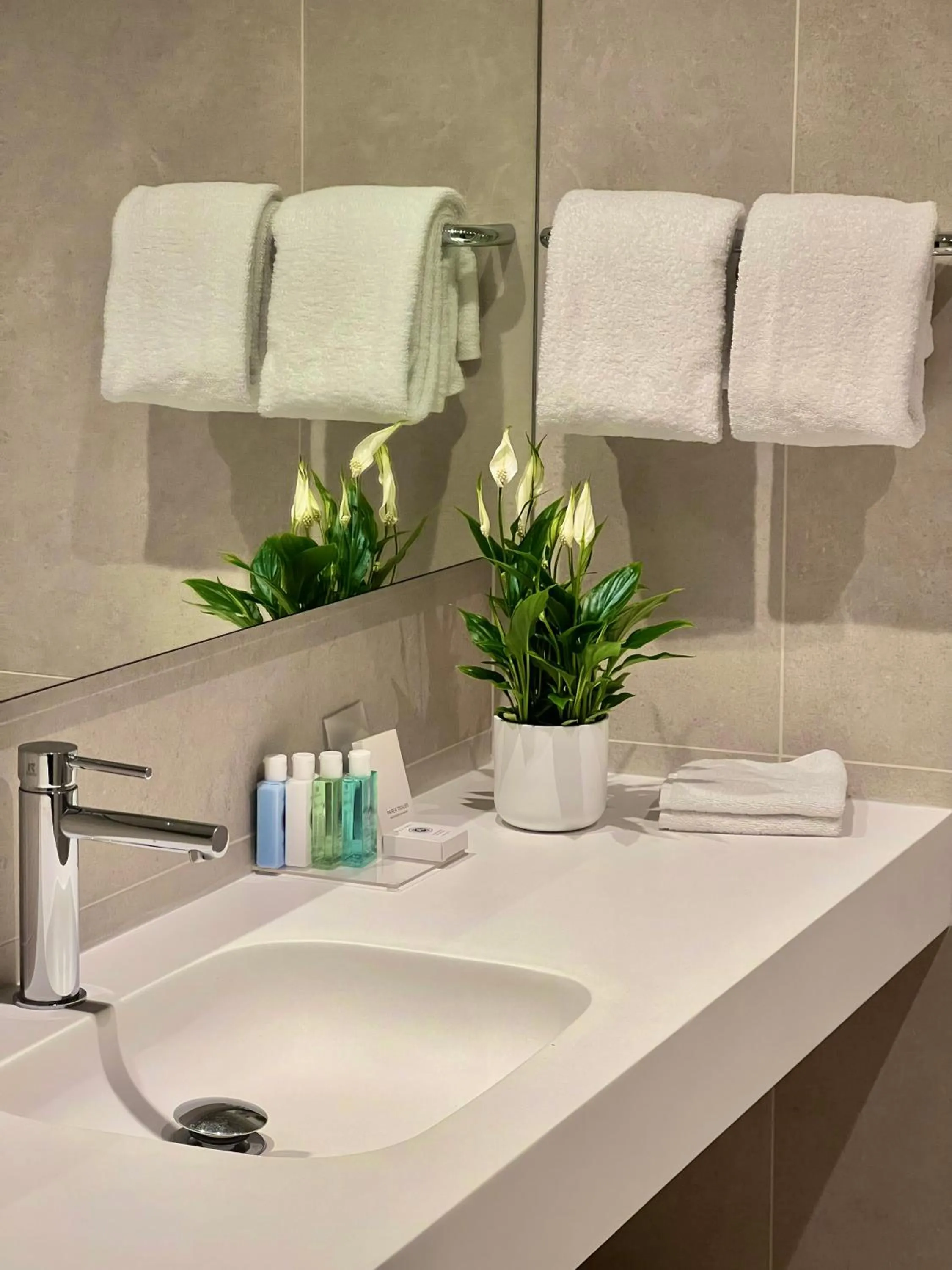 Bathroom in Hotel Aatu - Adults Only
