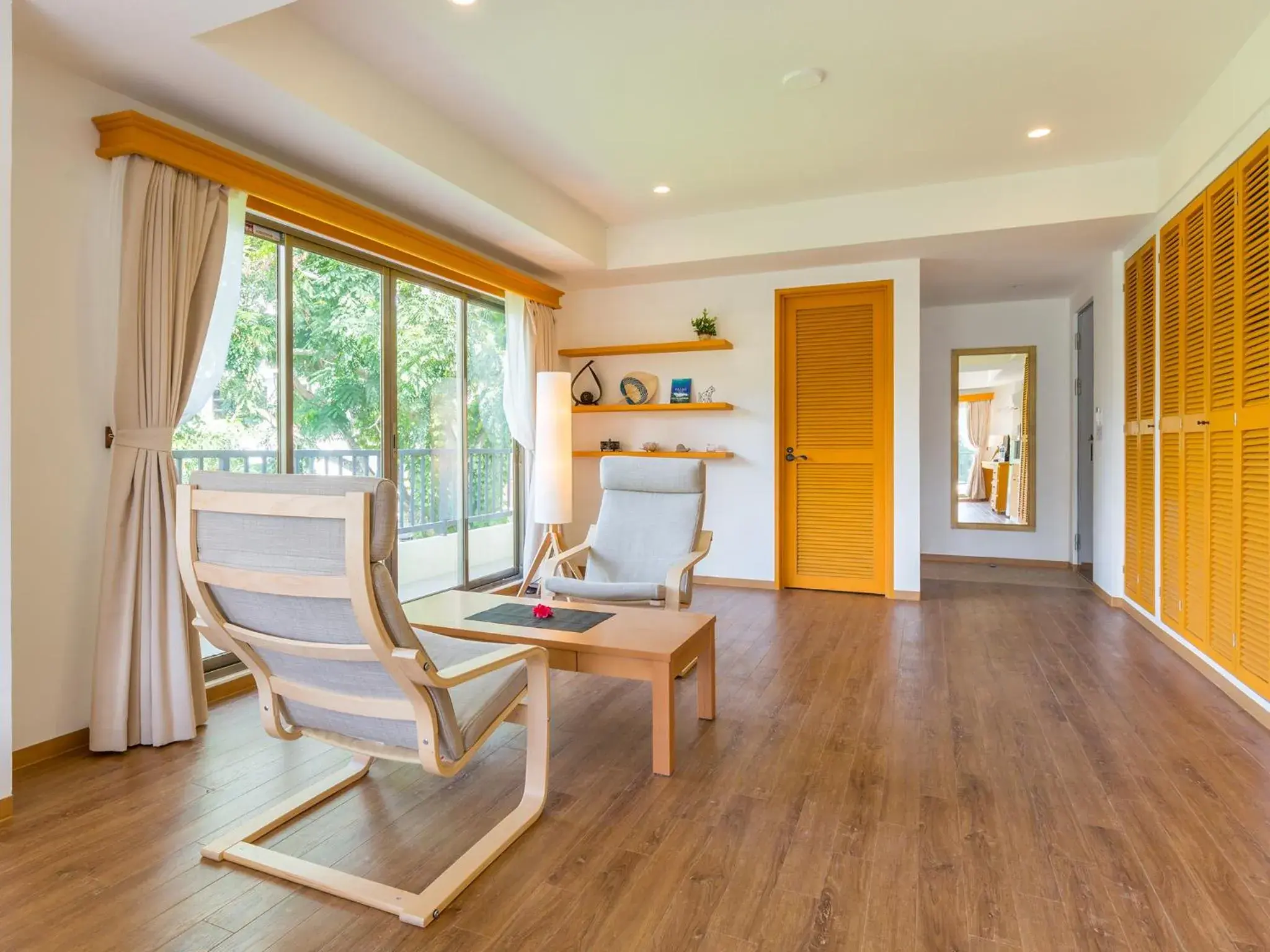Deluxe Triple Room with Garden View (3A + 3C) in Garden Palace Downtown Koror Deluxe Triple Room with Garden View (3A + 3C) in Garden Palace Downtown Koror