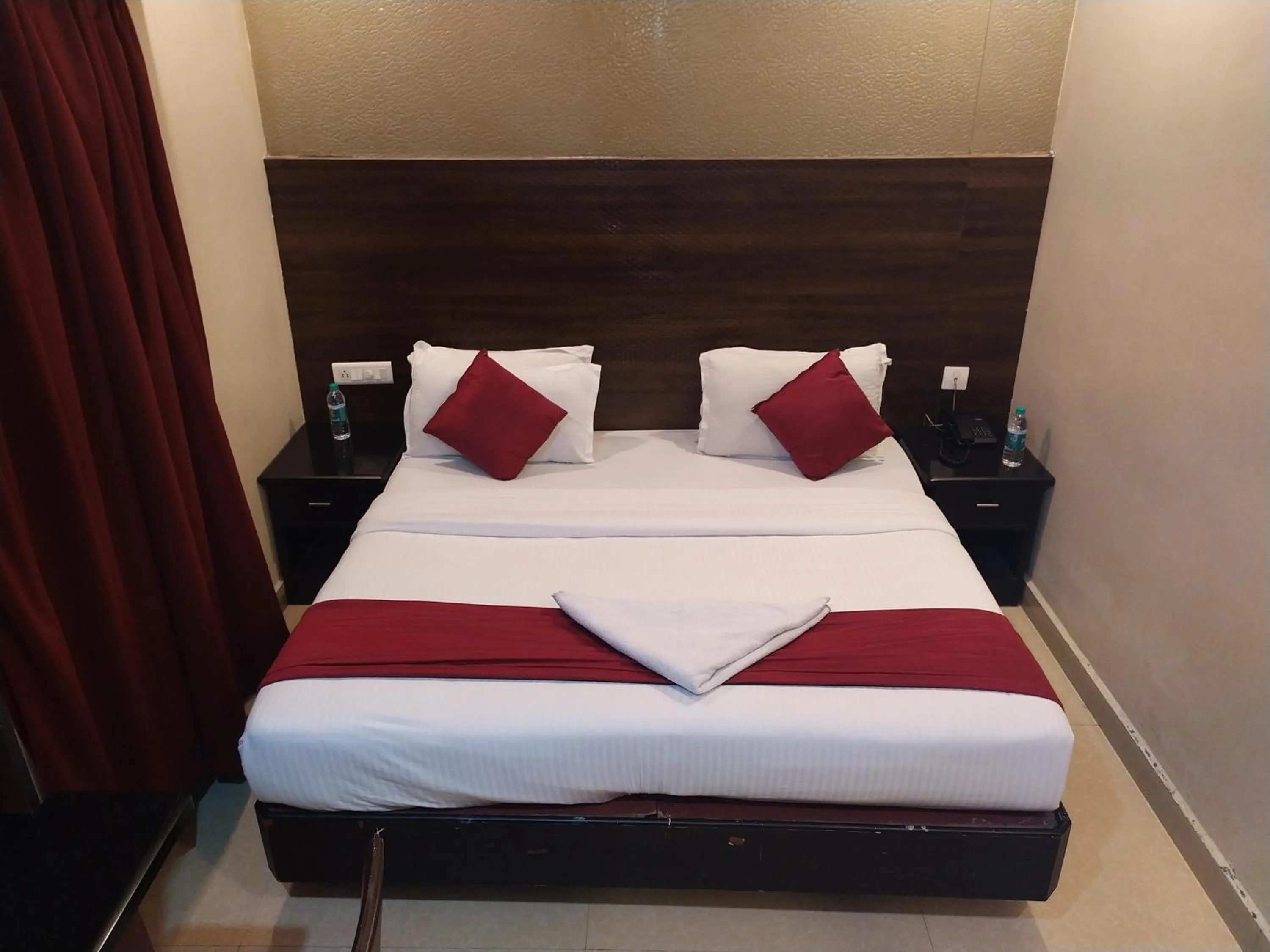 Bed in Hotel Grand Parkway