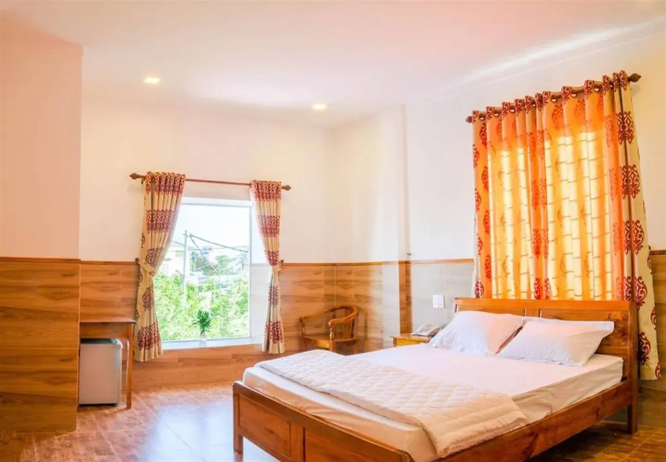 Photo of the whole room, Bed in Huu Le Hotel Photo of the whole room, Bed in Huu Le Hotel