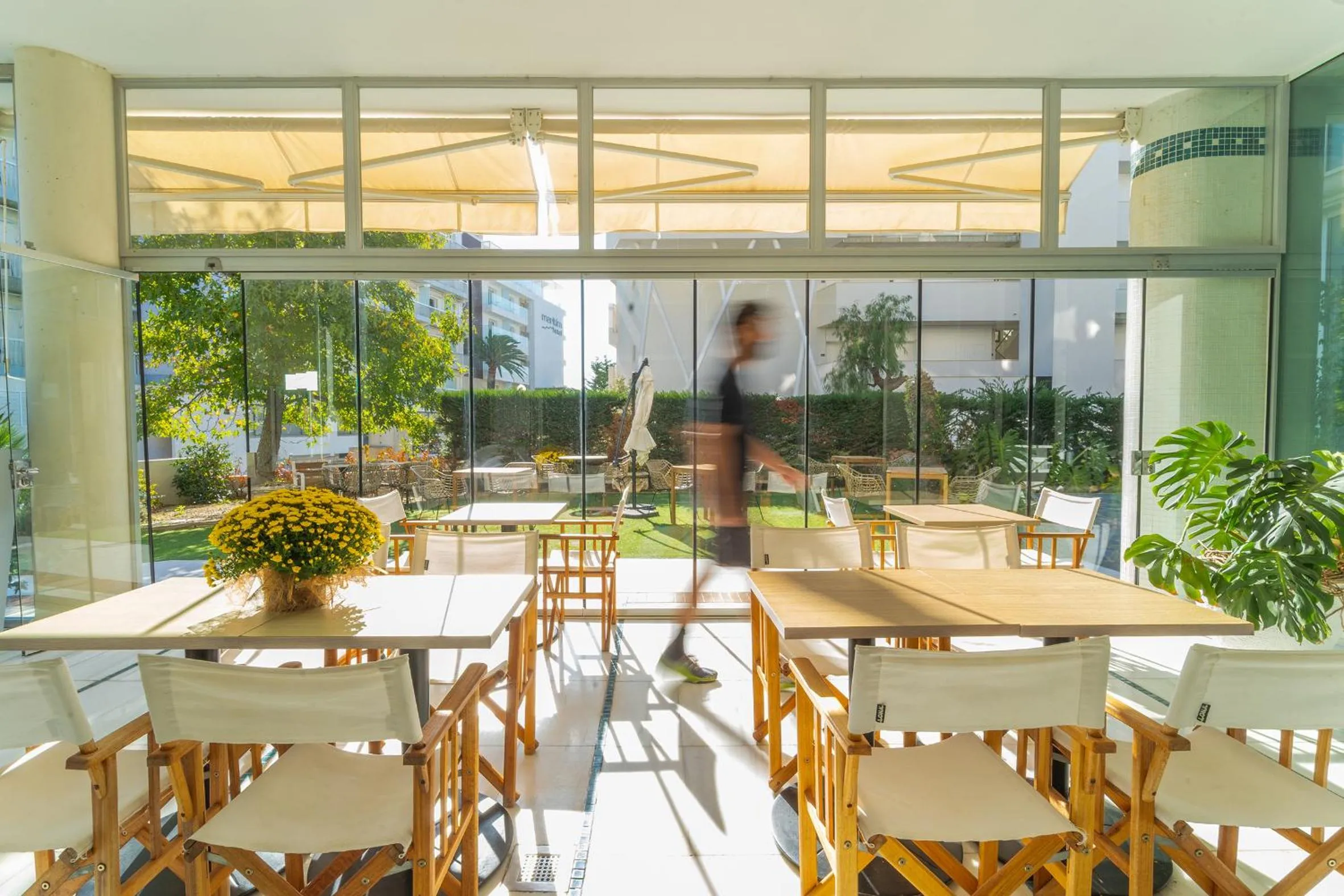 Lounge or bar in Hotel & Apartaments Thalassa Sport & Wellness