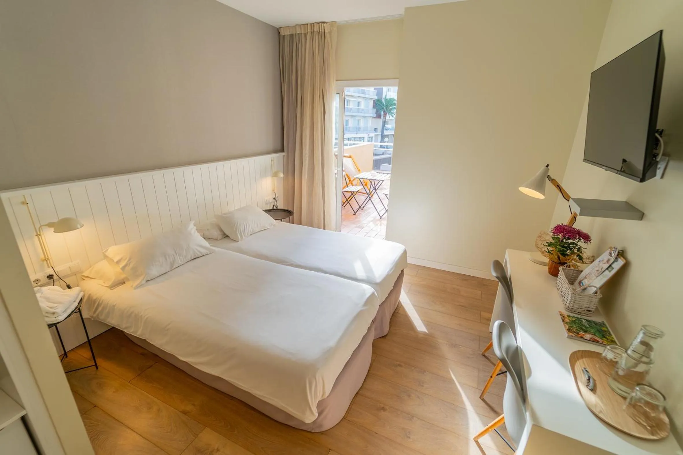 Photo of the whole room, Bed in Hotel & Apartaments Thalassa Sport & Wellness