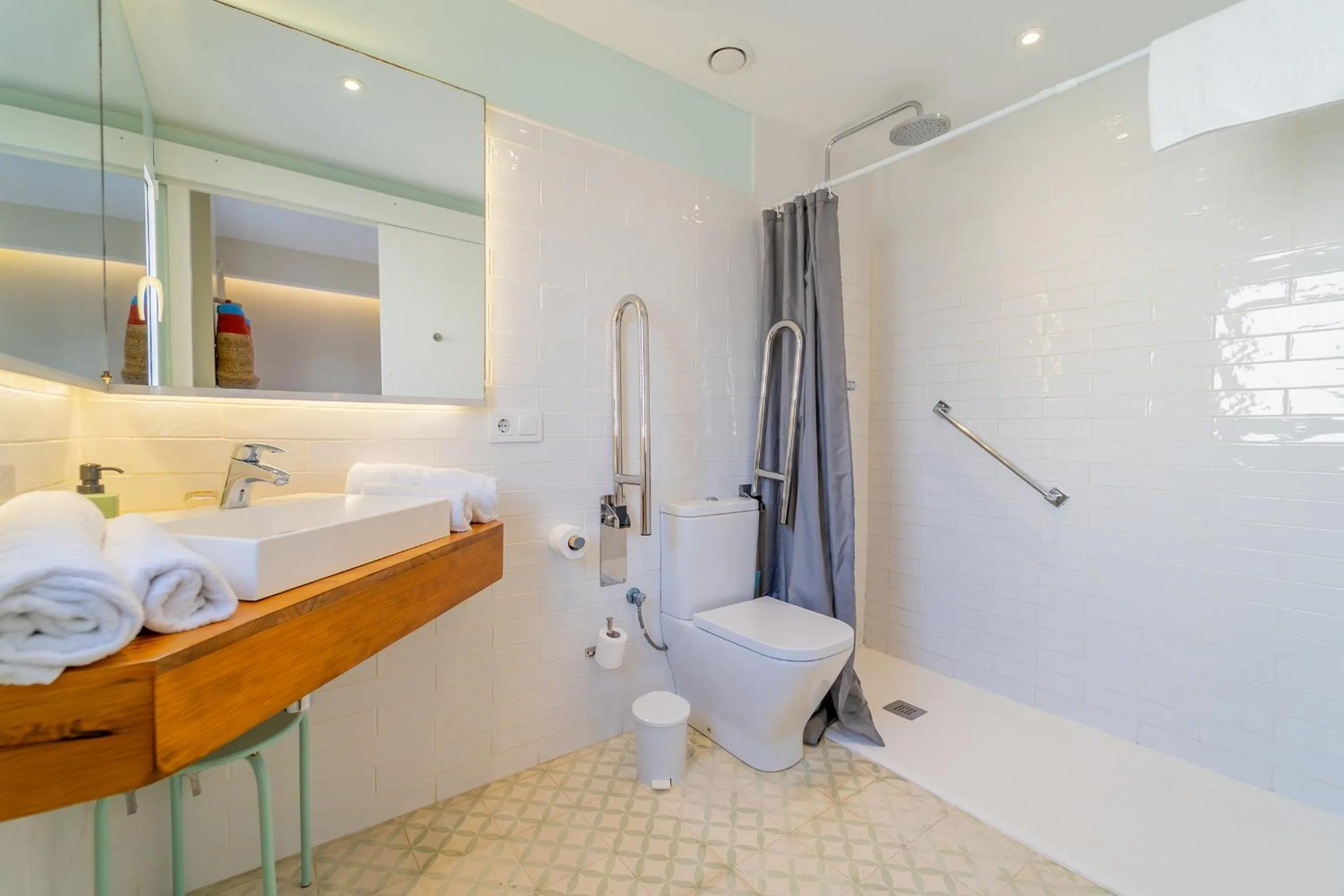 Bathroom in Hotel & Apartaments Thalassa Sport & Wellness