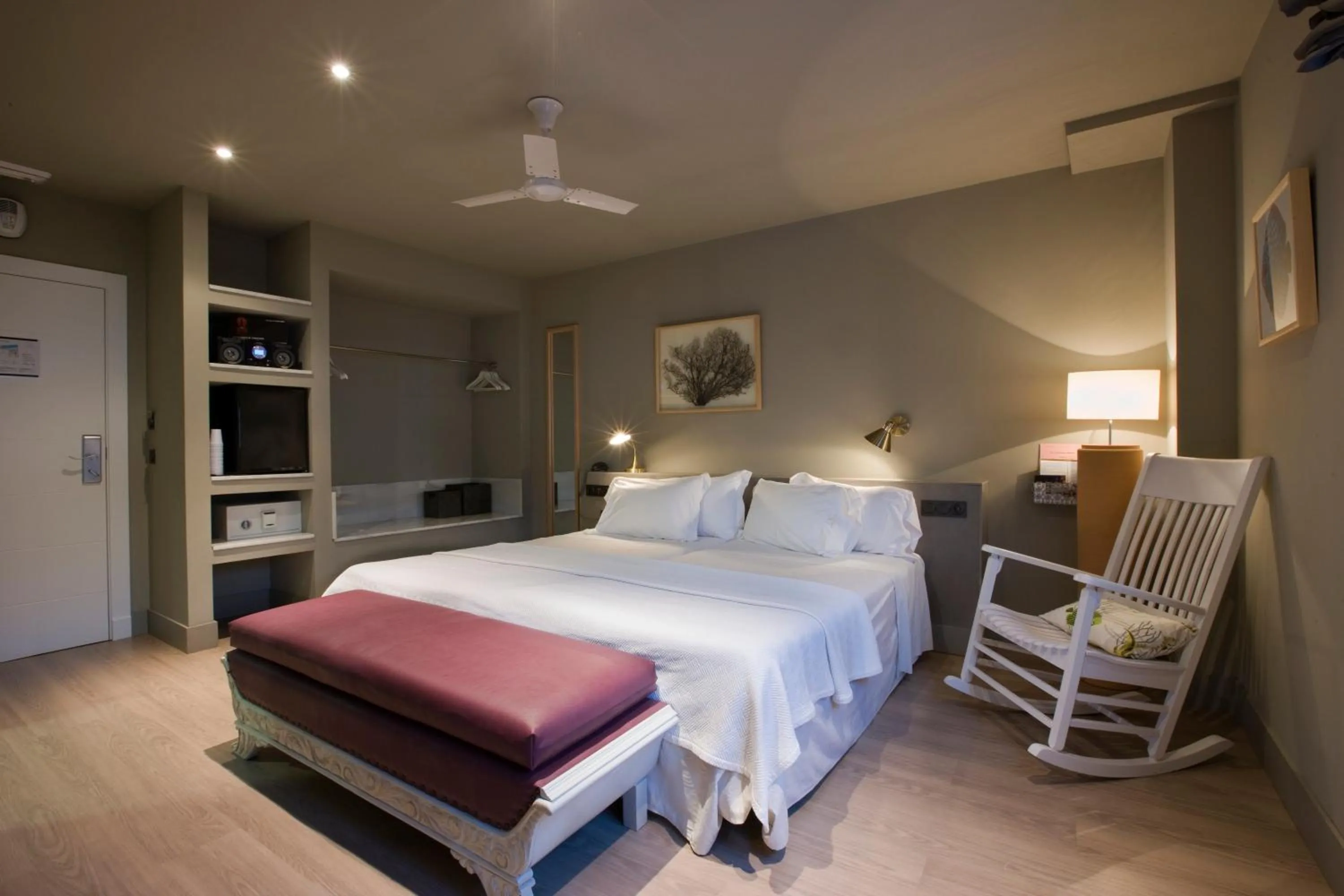 Photo of the whole room in Hotel MC San José