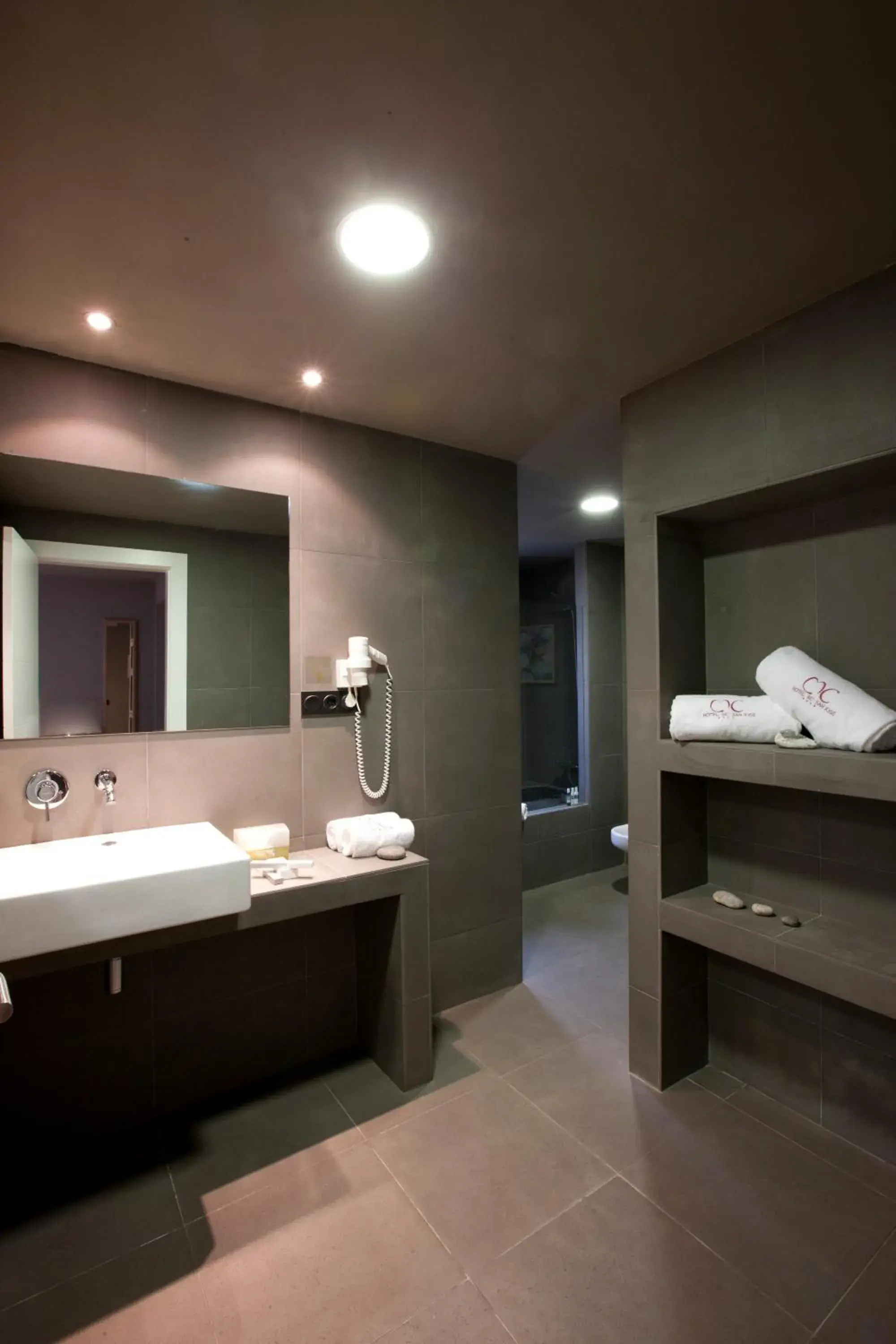 Bathroom in Hotel MC San José Bathroom in Hotel MC San José