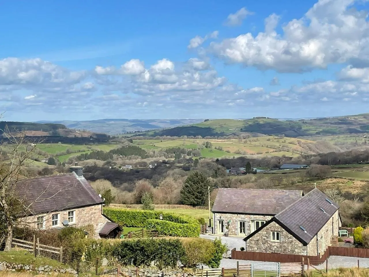 Rhiwddu Barns
