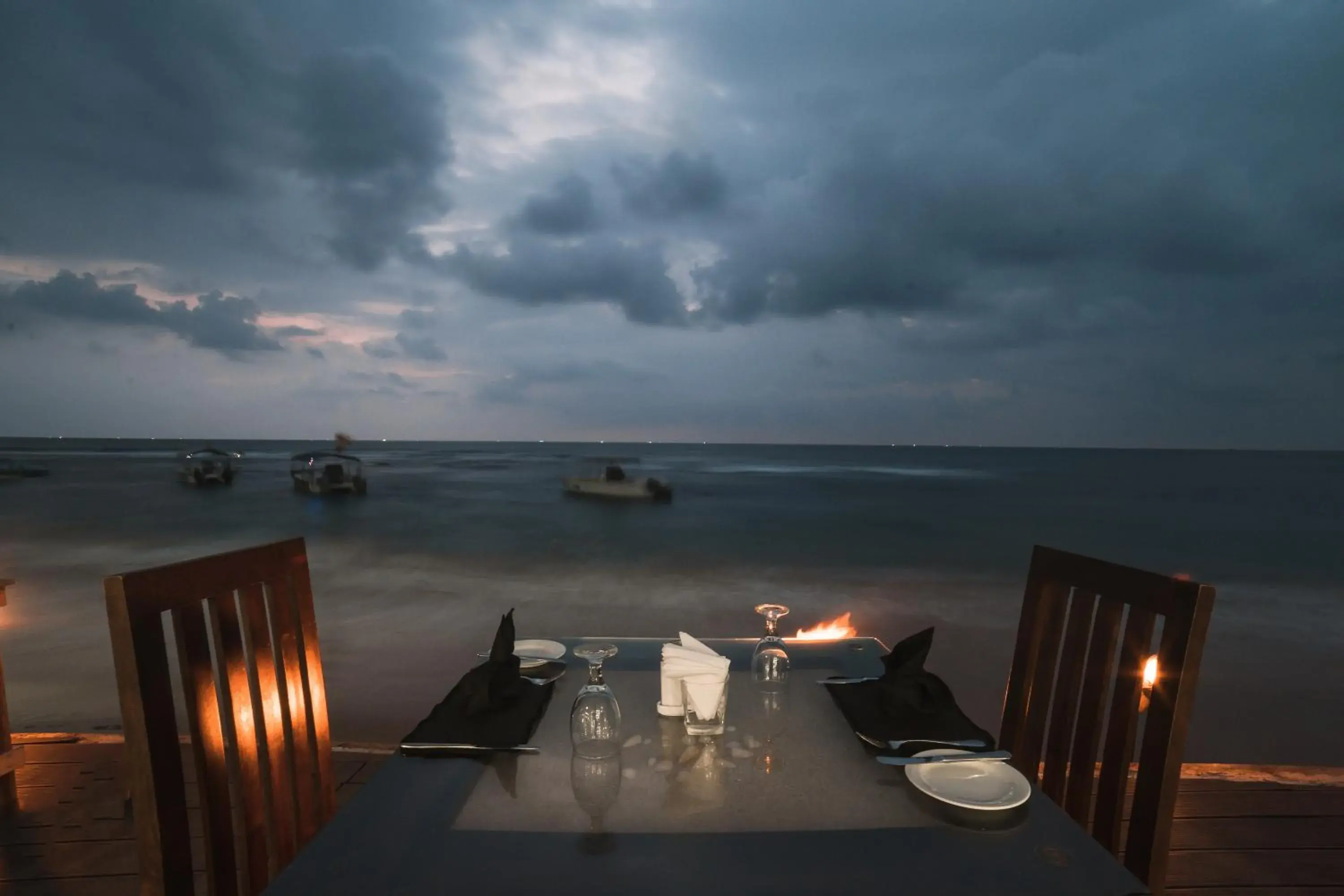 Sea view in Hikkaduwa Beach Hotel Sea view in Hikkaduwa Beach Hotel