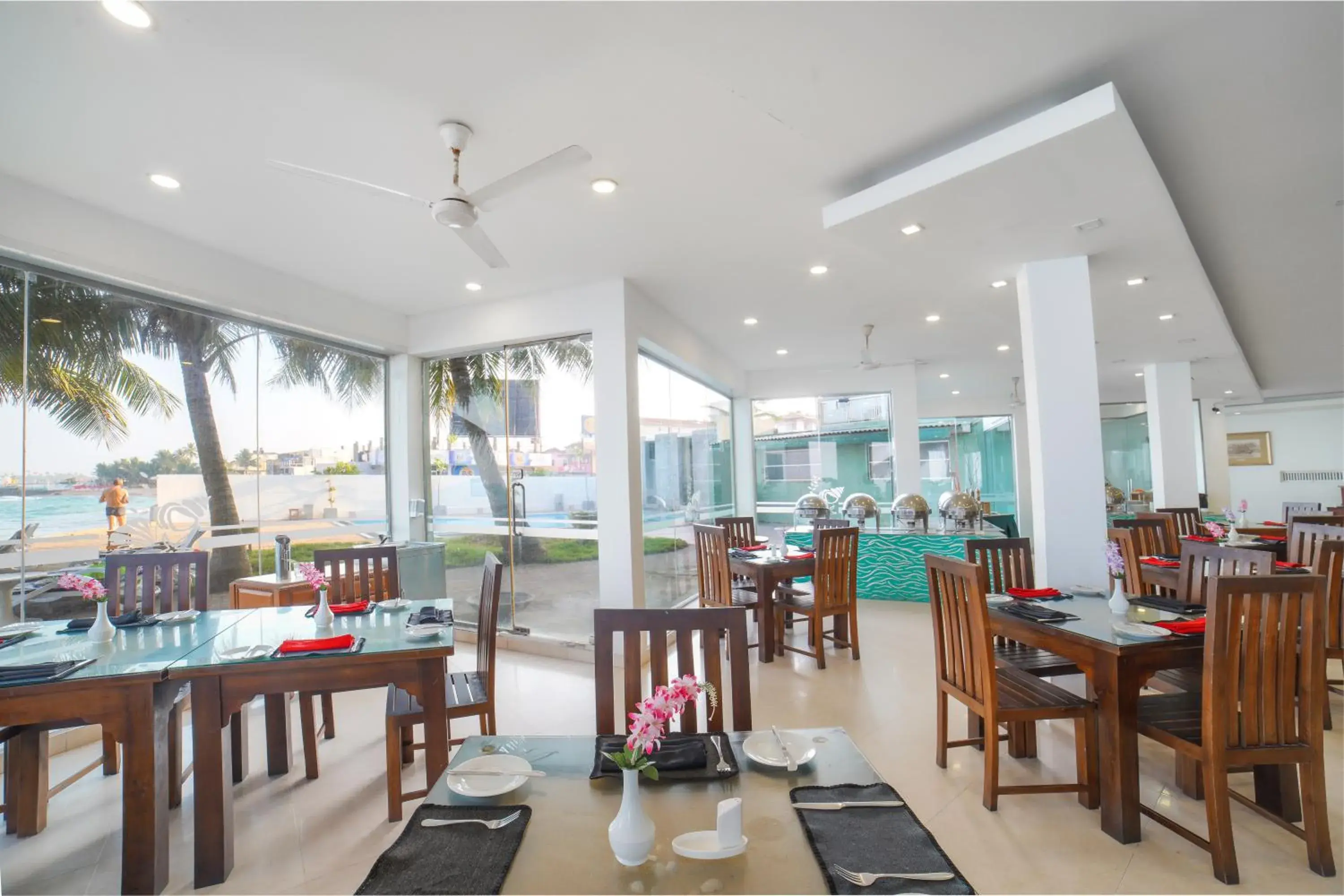 Restaurant/places to eat in Hikkaduwa Beach Hotel Restaurant/places to eat in Hikkaduwa Beach Hotel