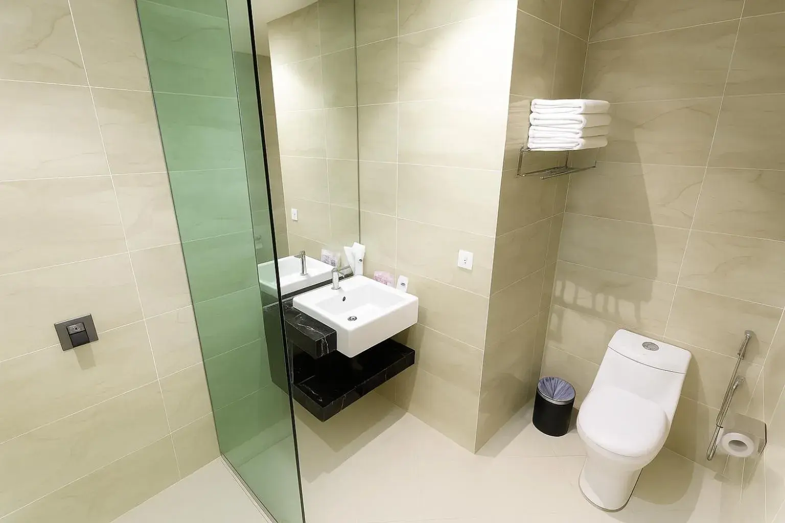 Toilet in THE REED HOTEL MELAKA formerly known as E-Red Hotel Melaka Toilet in THE REED HOTEL MELAKA formerly known as E-Red Hotel Melaka