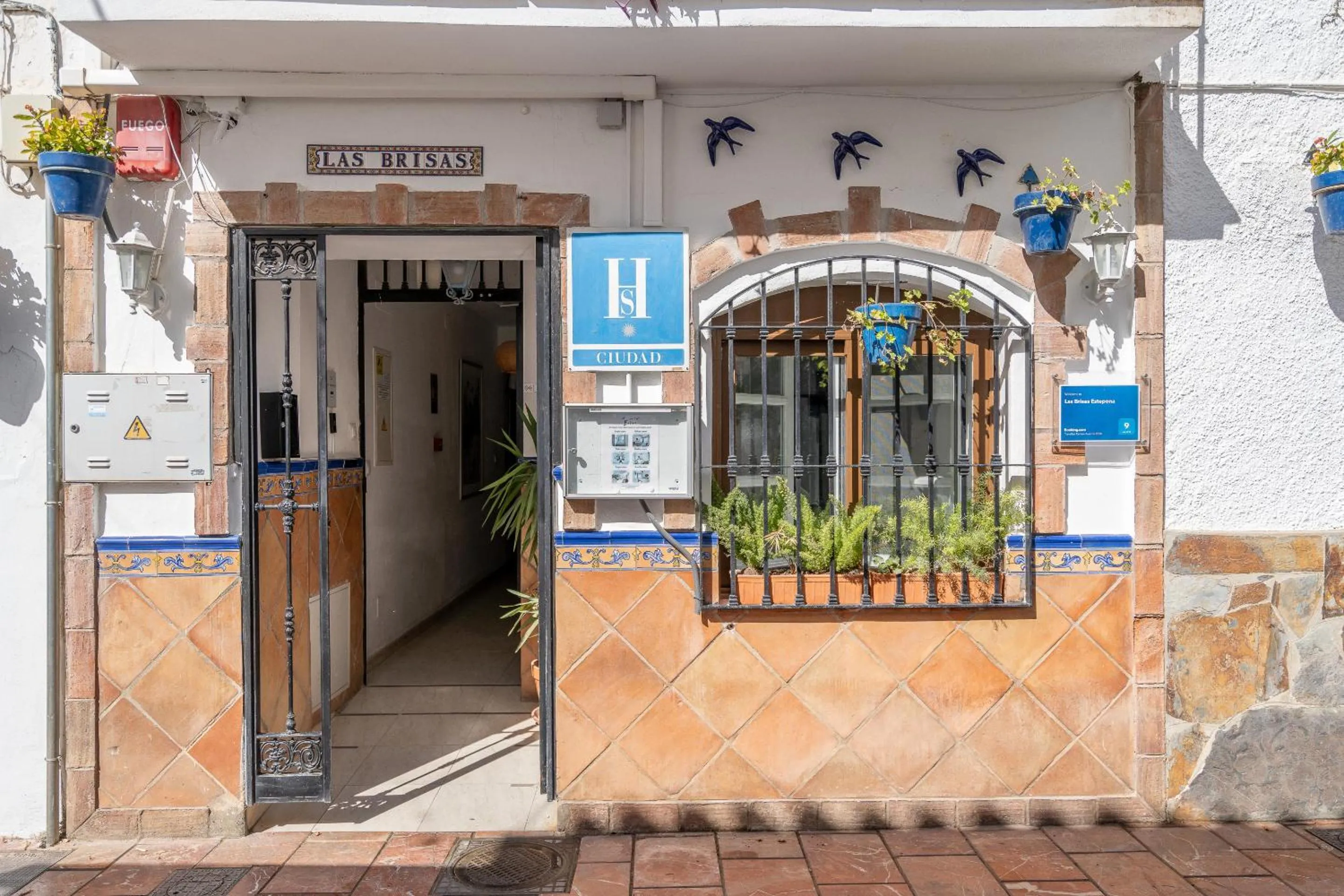 Property building in Las Brisas - Estepona Old Town