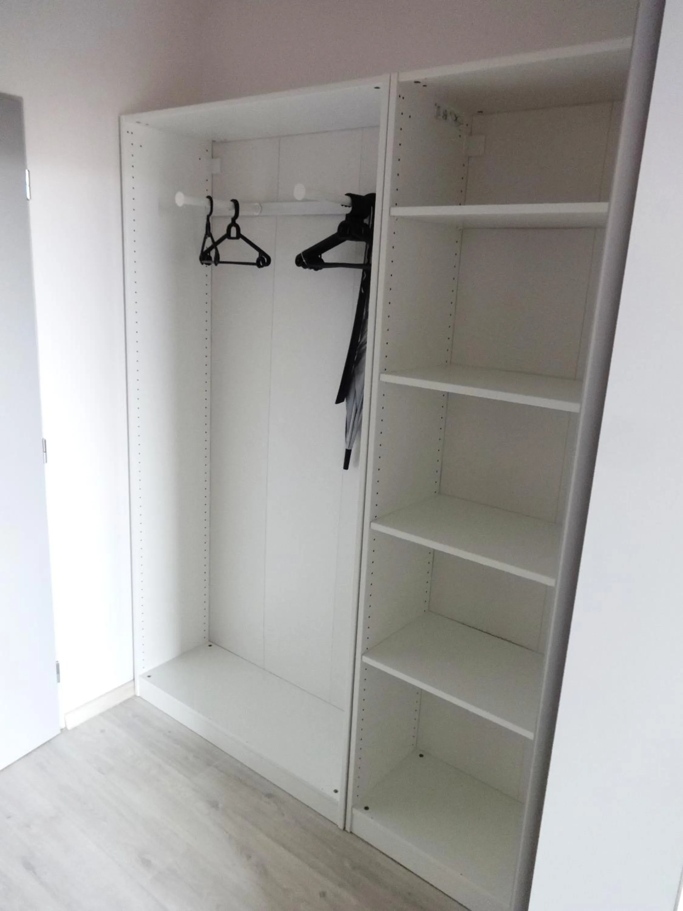 Area and facilities in Apartments 4U center + free parking