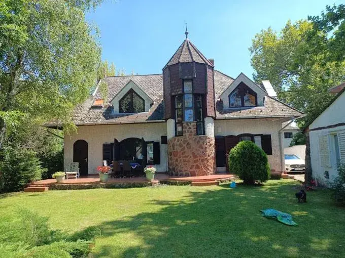 Radnóti Home Radnóti Home