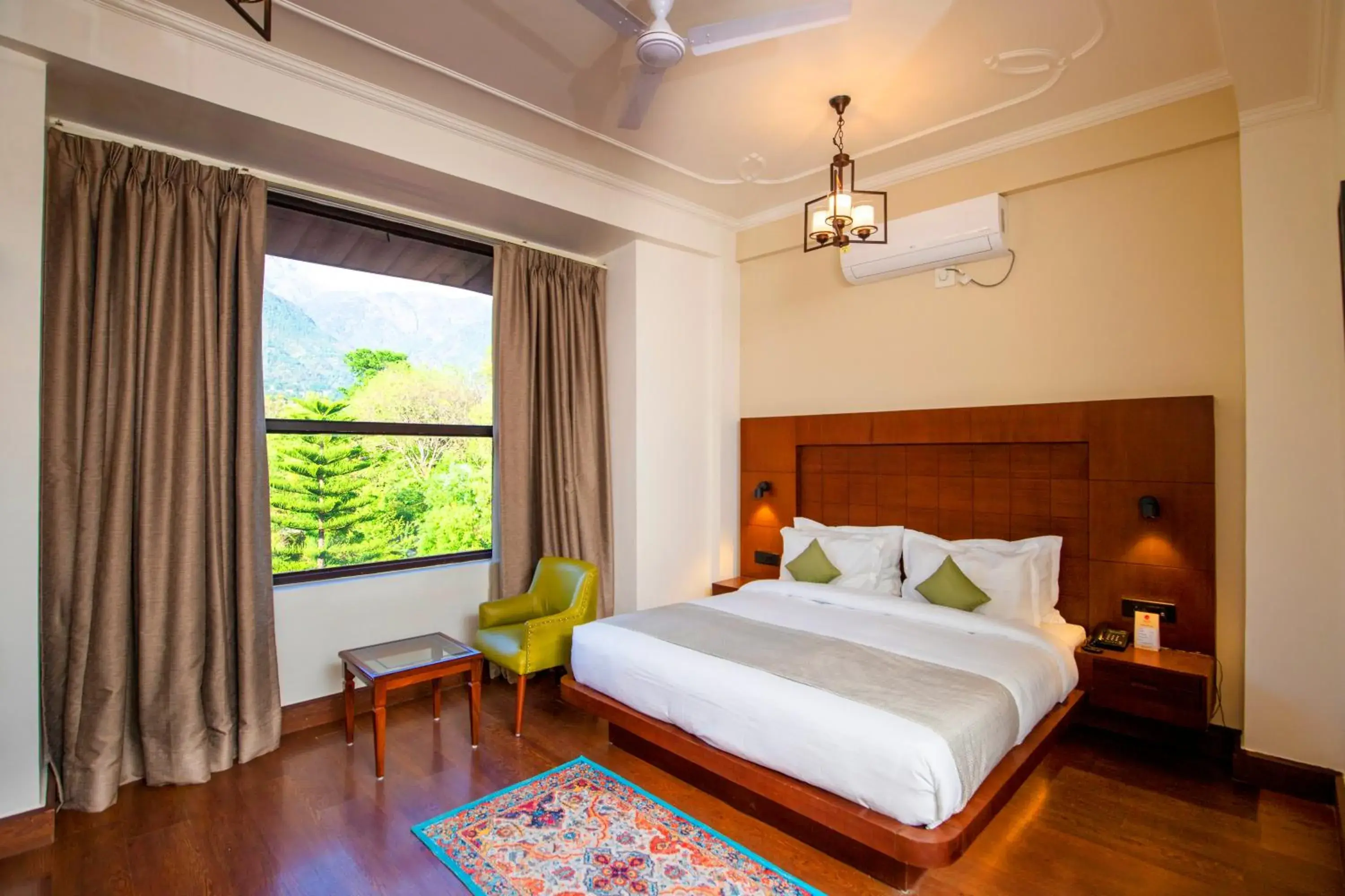 Bedroom in White Ridge Hotel Bedroom in White Ridge Hotel