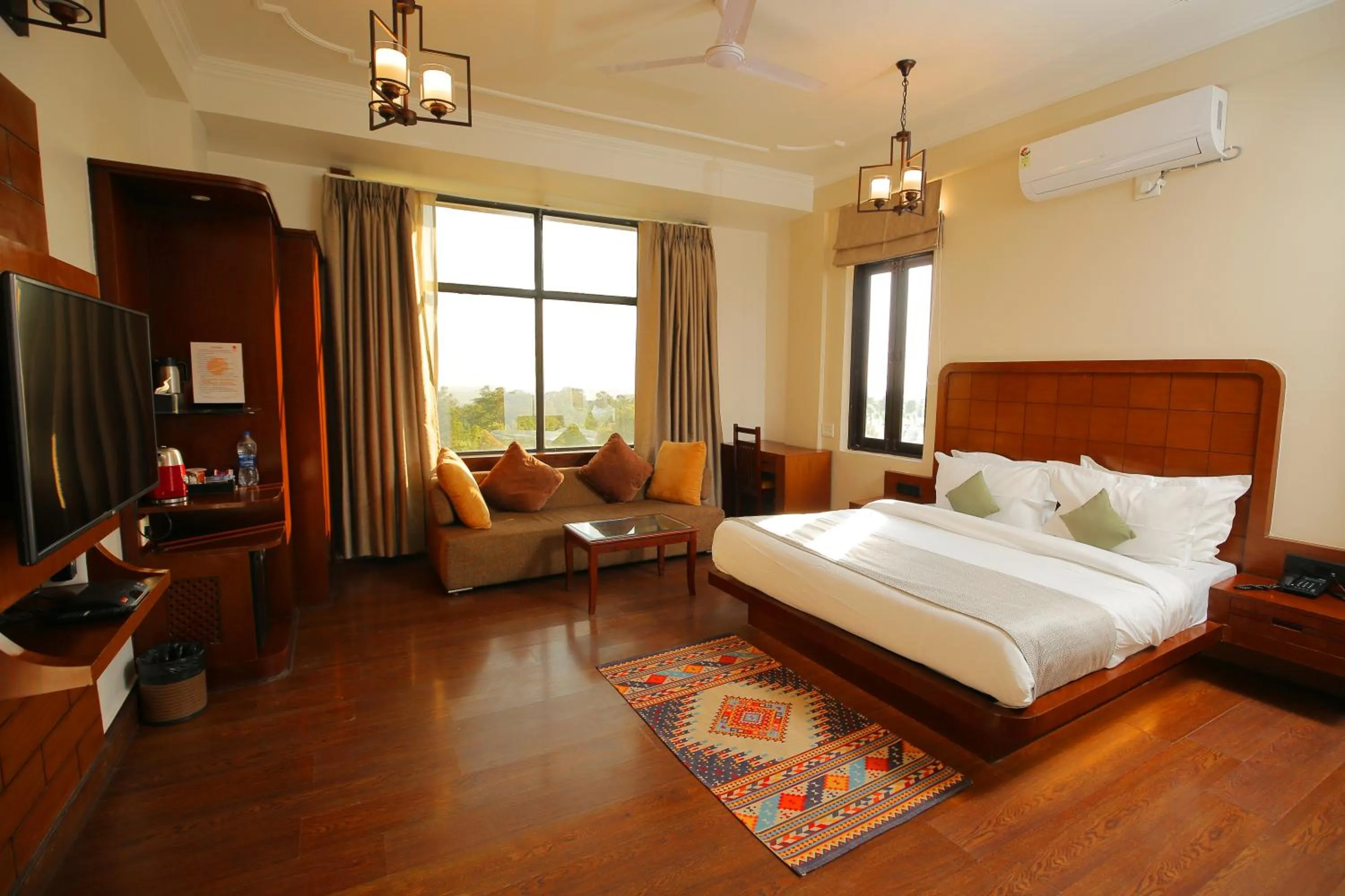 Bedroom in White Ridge Hotel