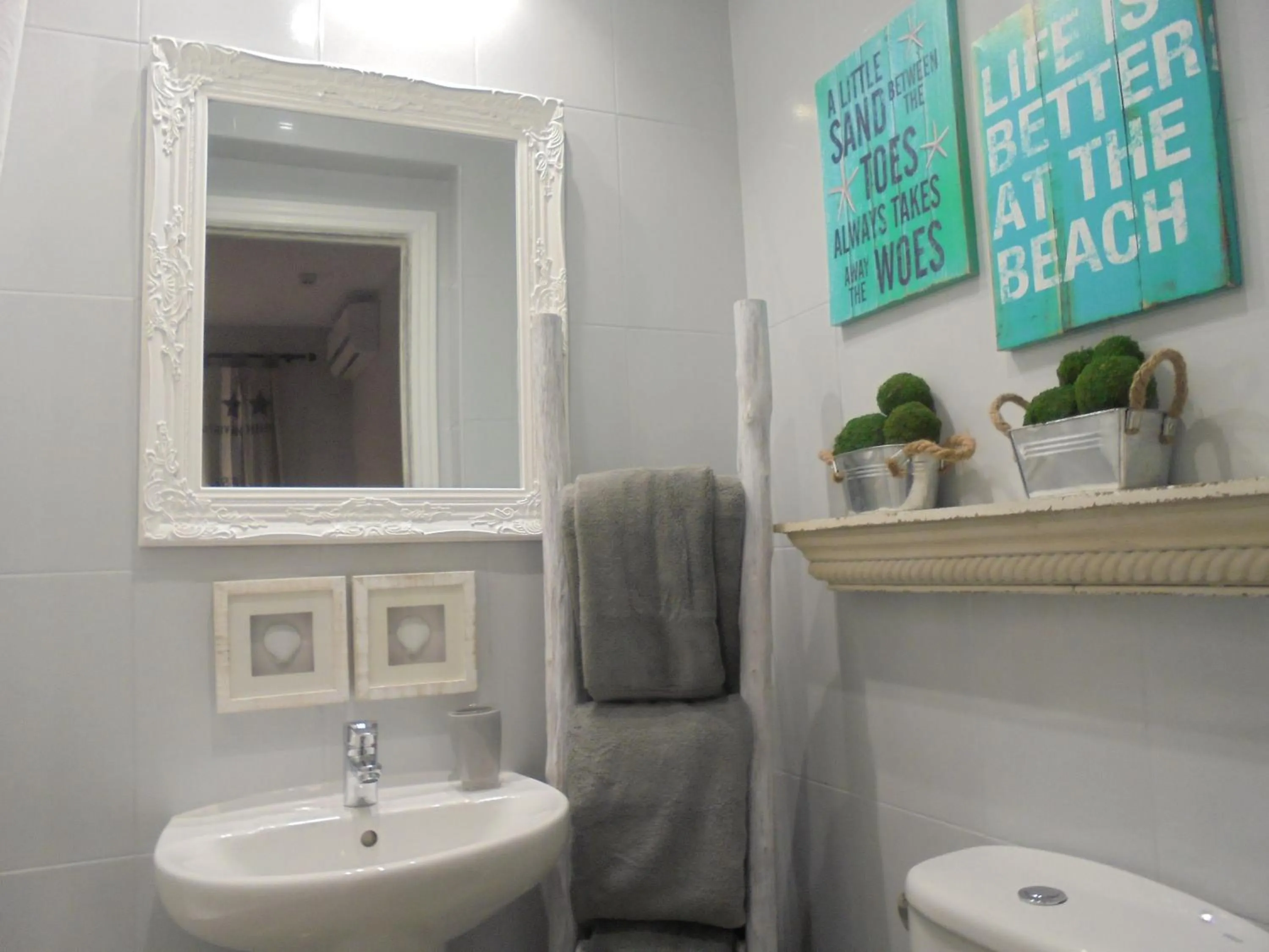 Toilet in TAK Boutique Old Town con Parking