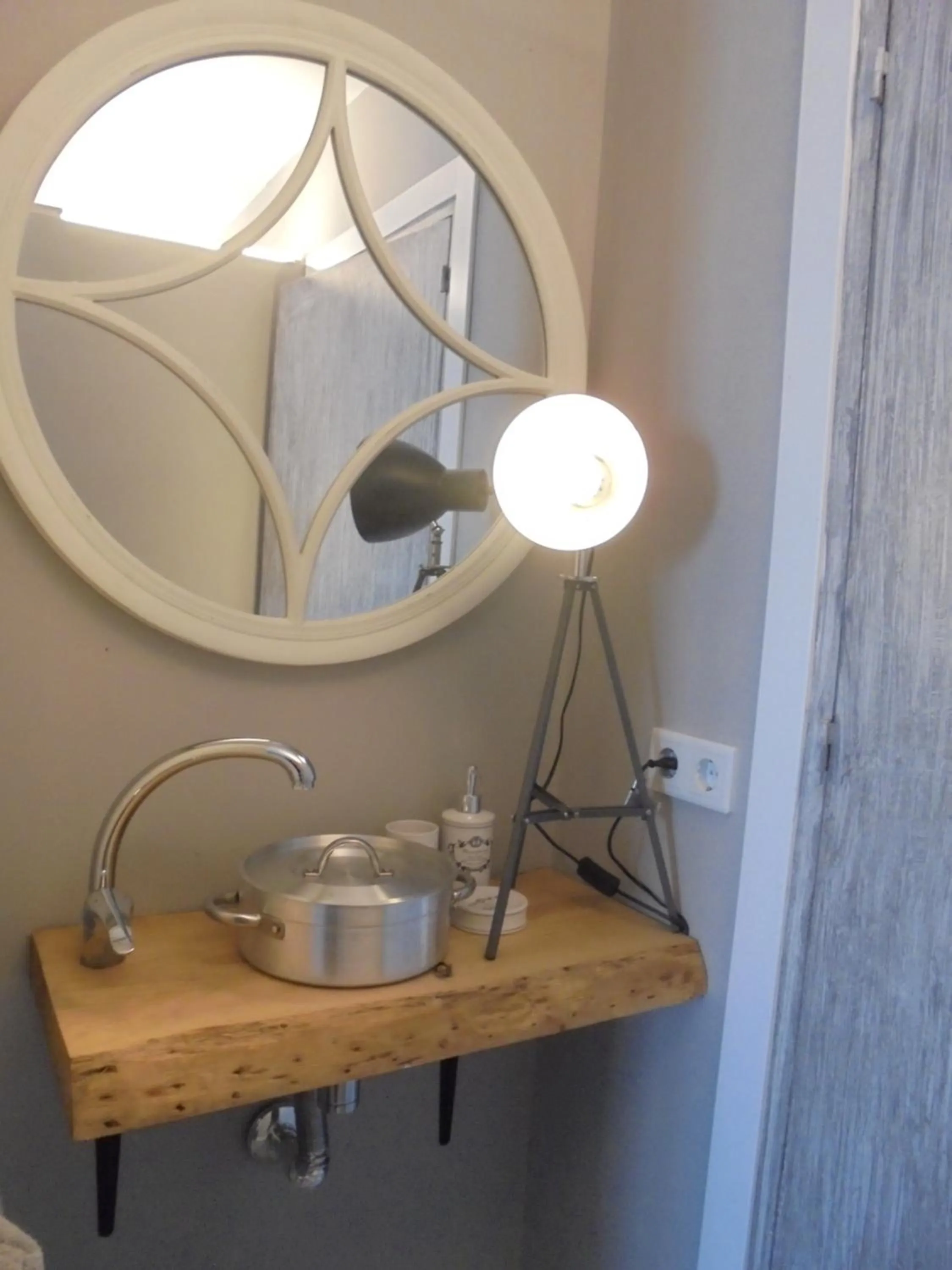 Bathroom in TAK Boutique Old Town con Parking