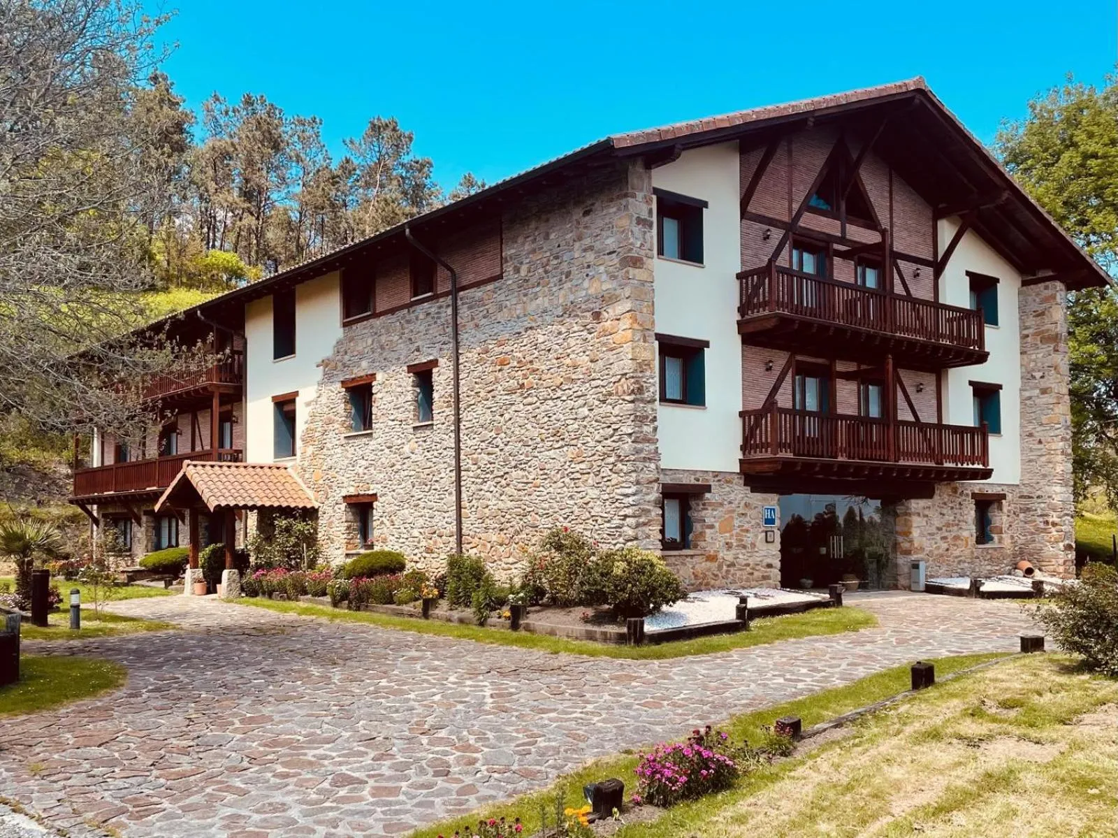 Hotel-Apartamento Rural Atxurra