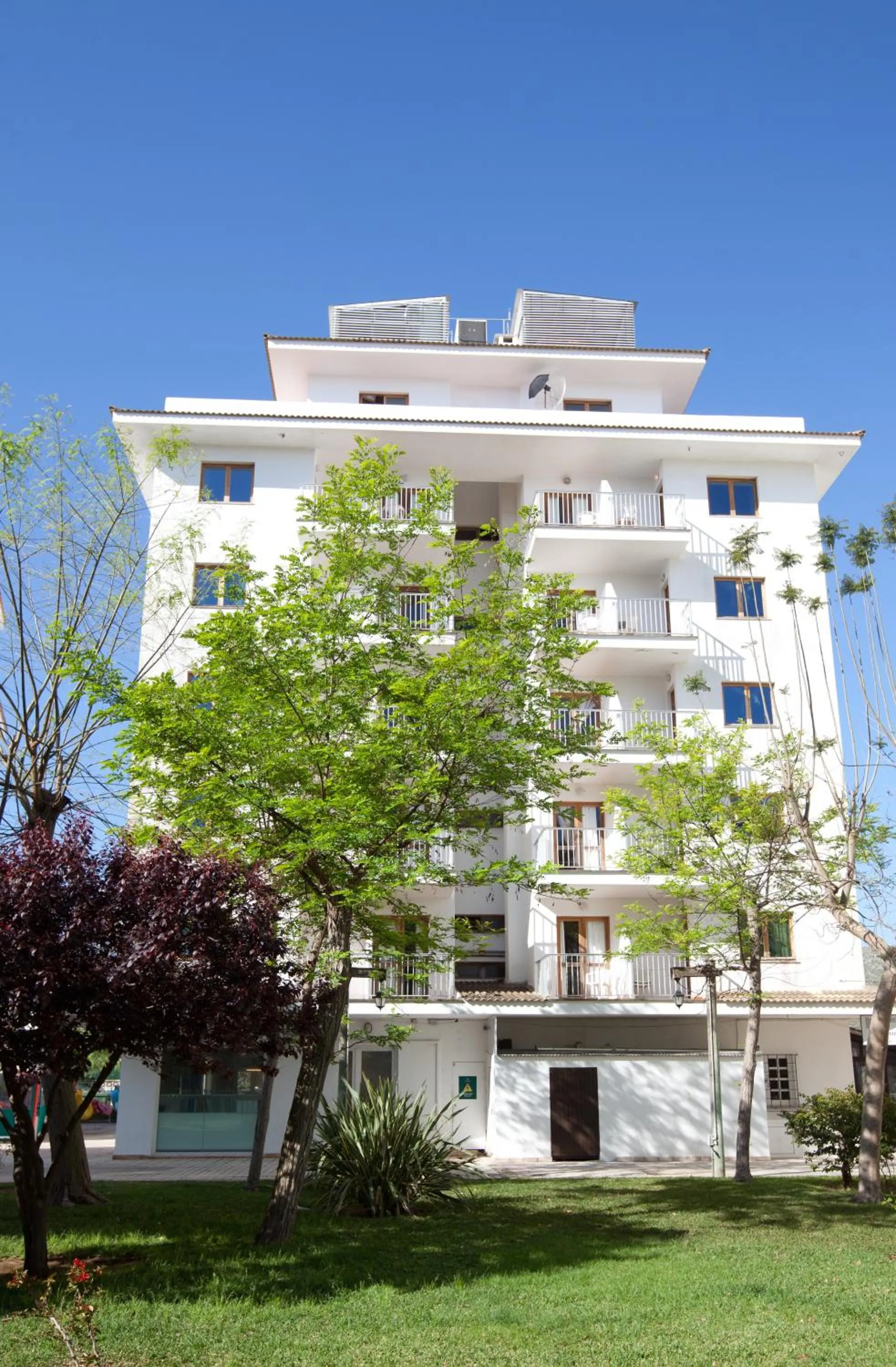 Property building in Apartamentos Ferrer Lime Tamarindos