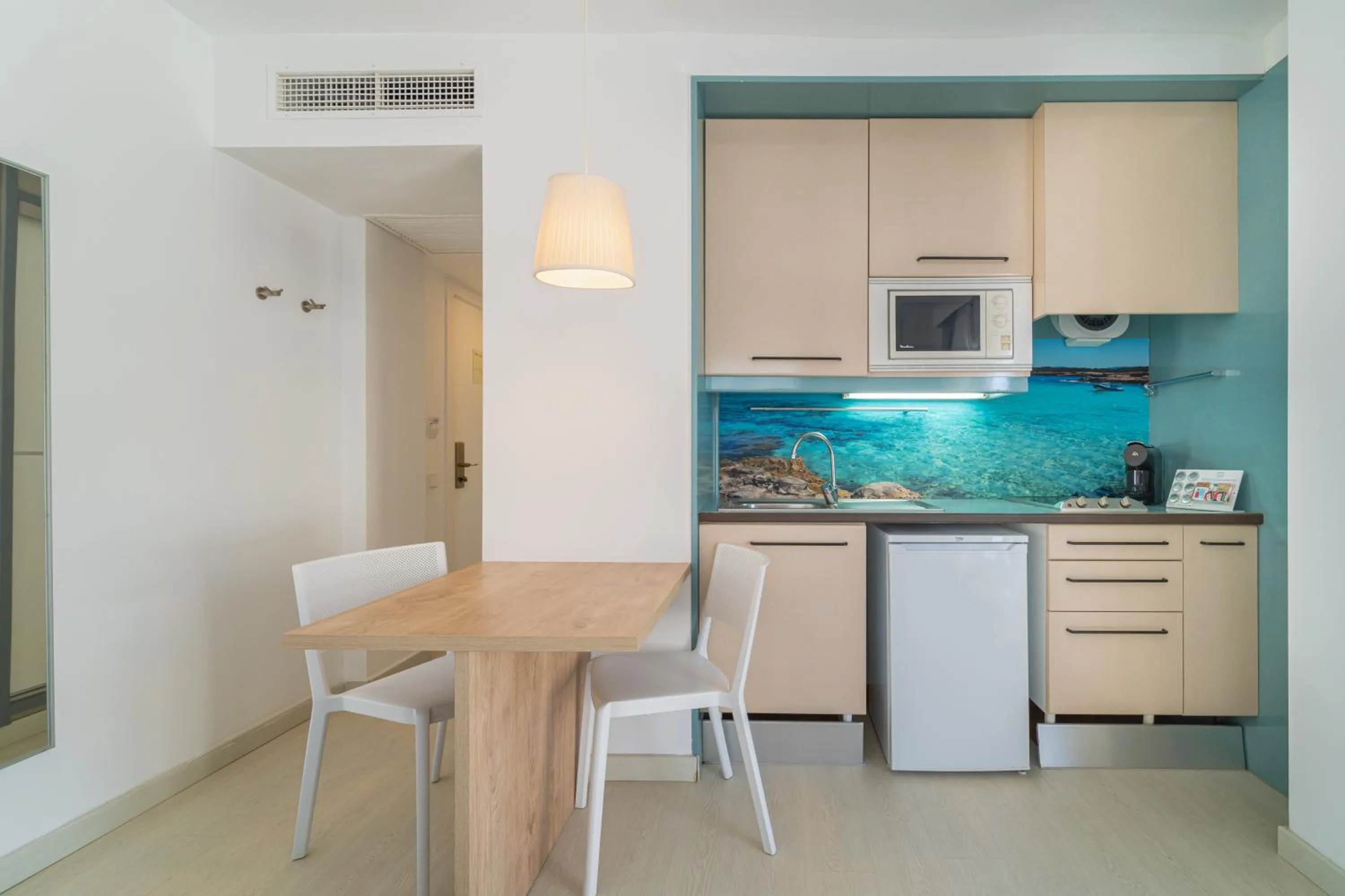 Kitchen or kitchenette in Apartamentos Ferrer Lime Tamarindos