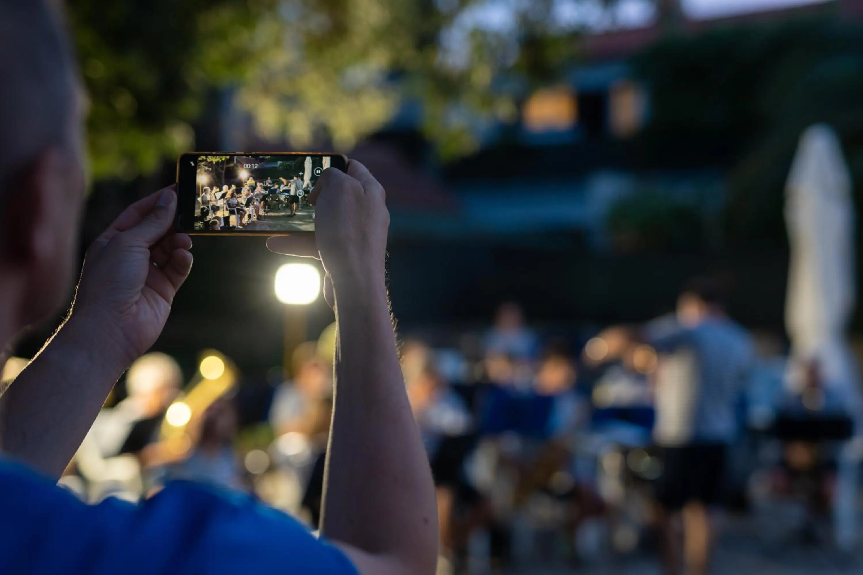 Evening entertainment in Mobile Homes Rapoća