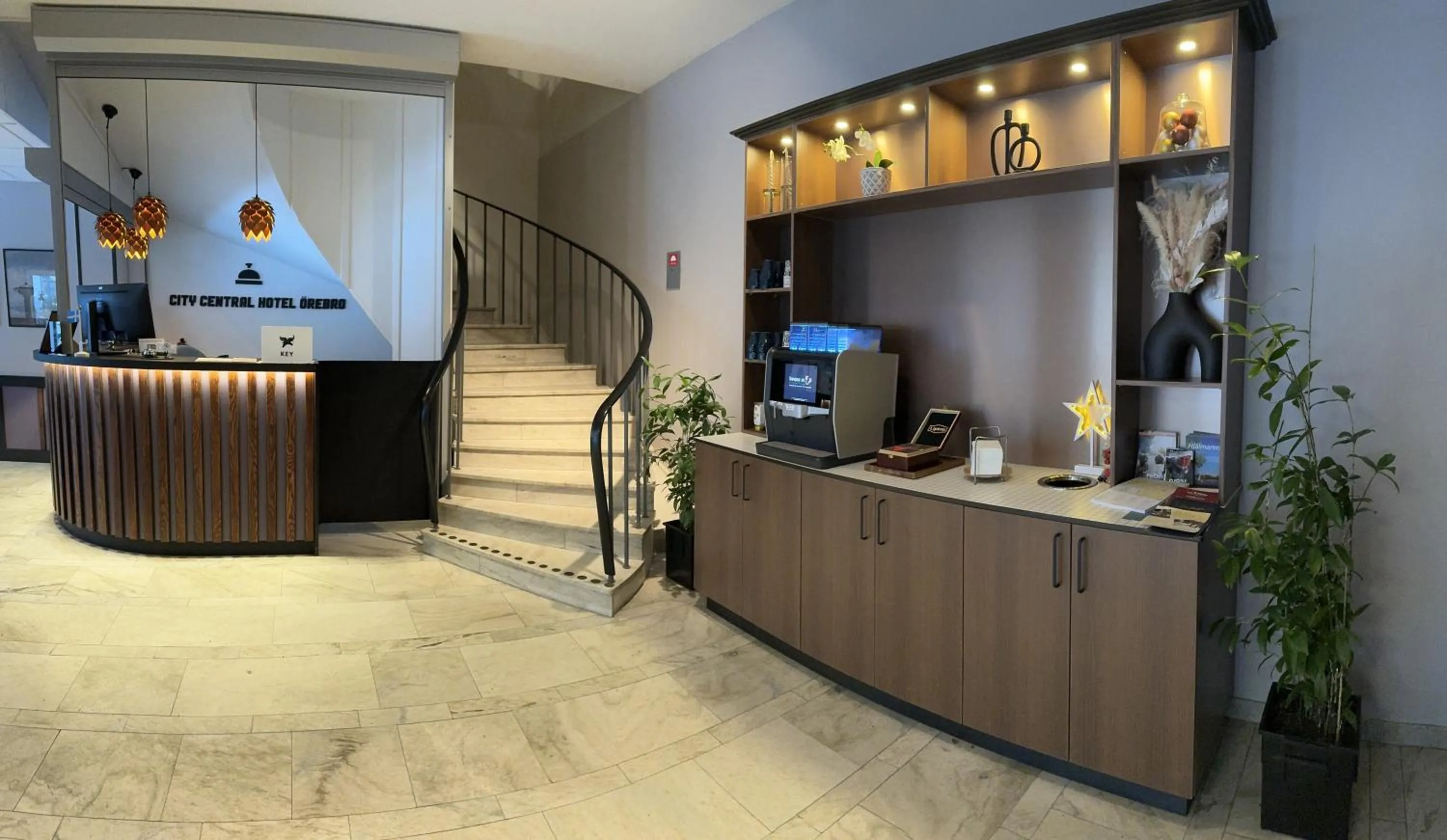 Lobby or reception in City Central Hotel Örebro by First Hotels