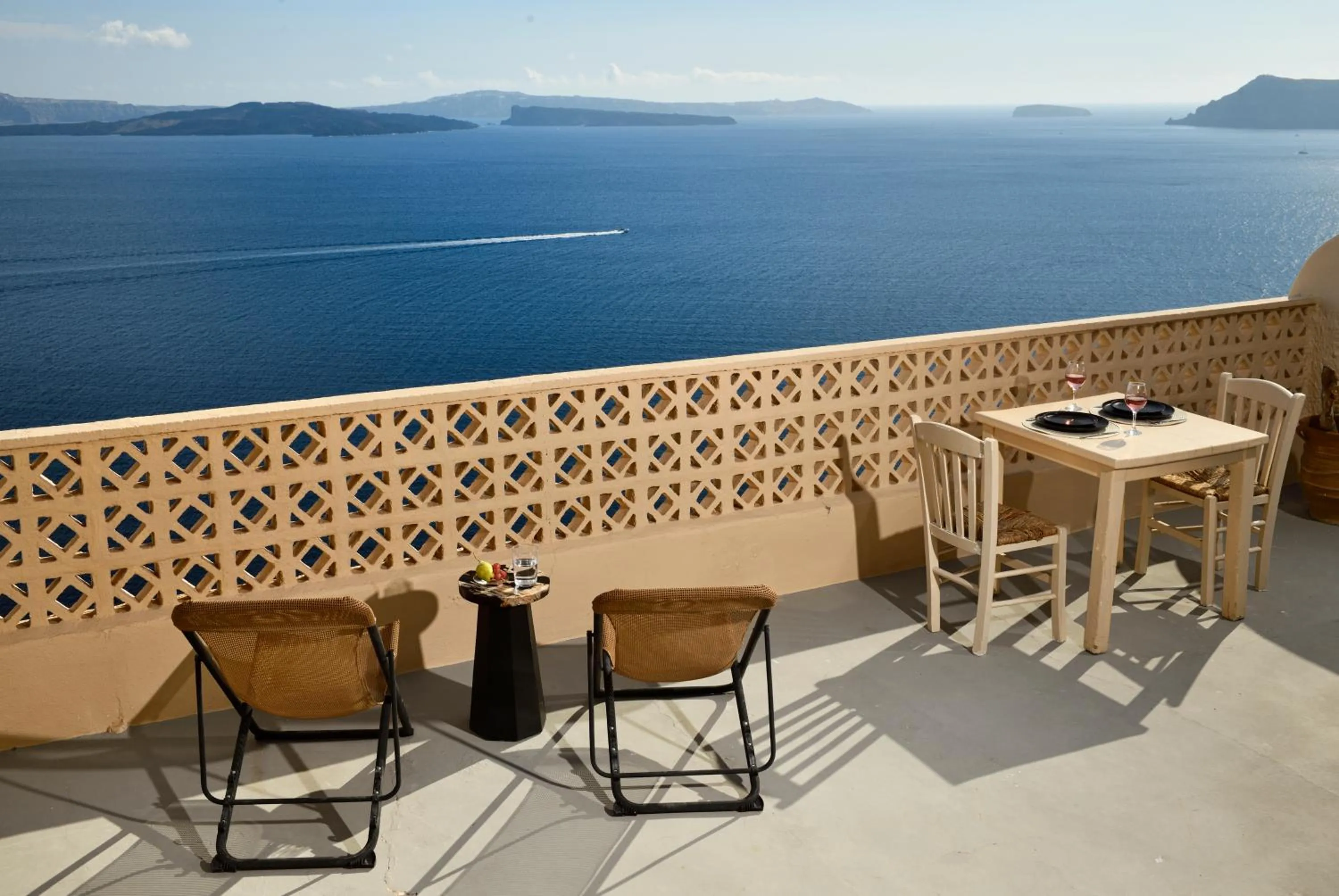 Balcony/Terrace in OIA UNIQUE HOMES by K&K