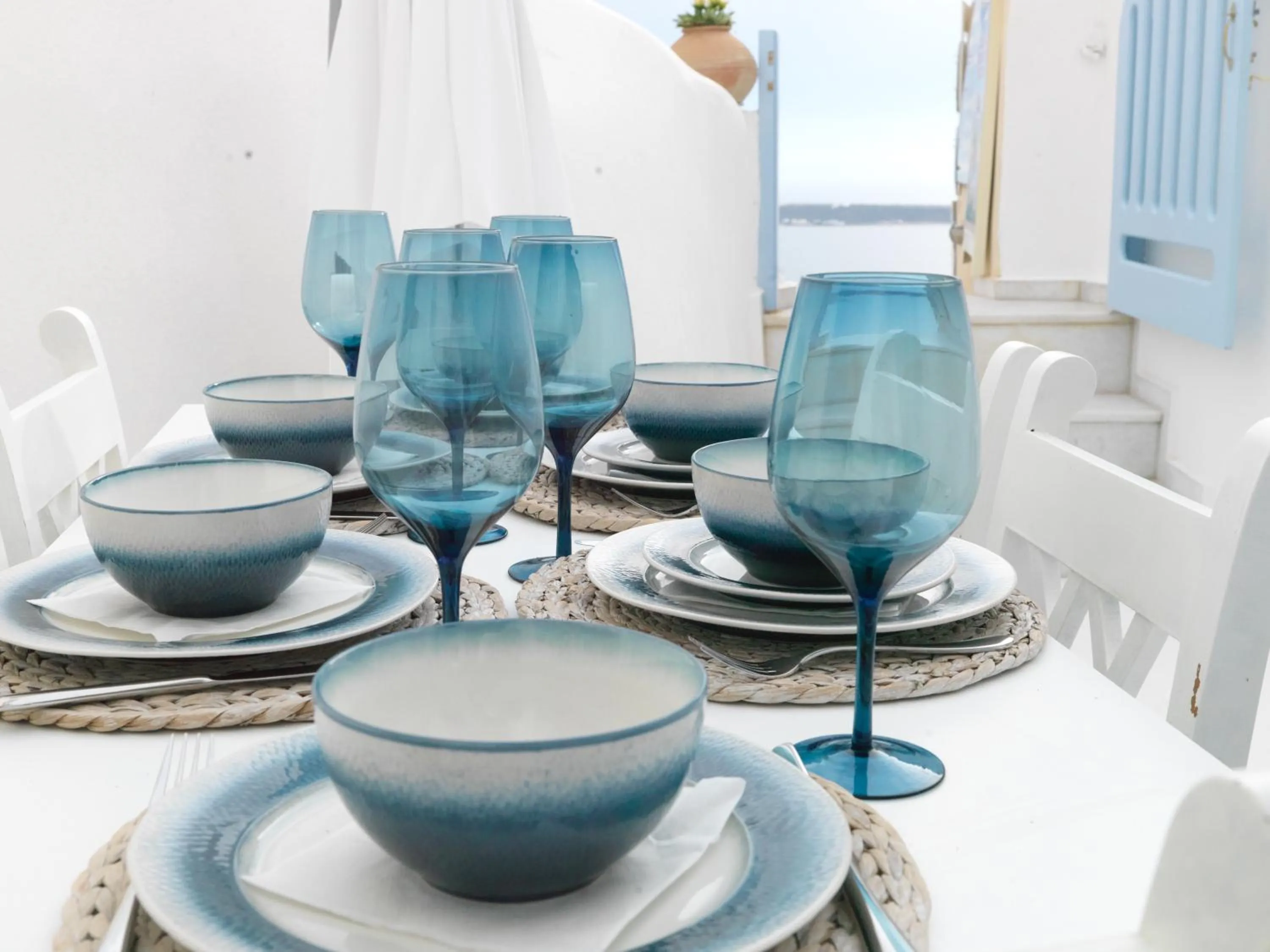 Kitchen or kitchenette in OIA UNIQUE HOMES by K&K