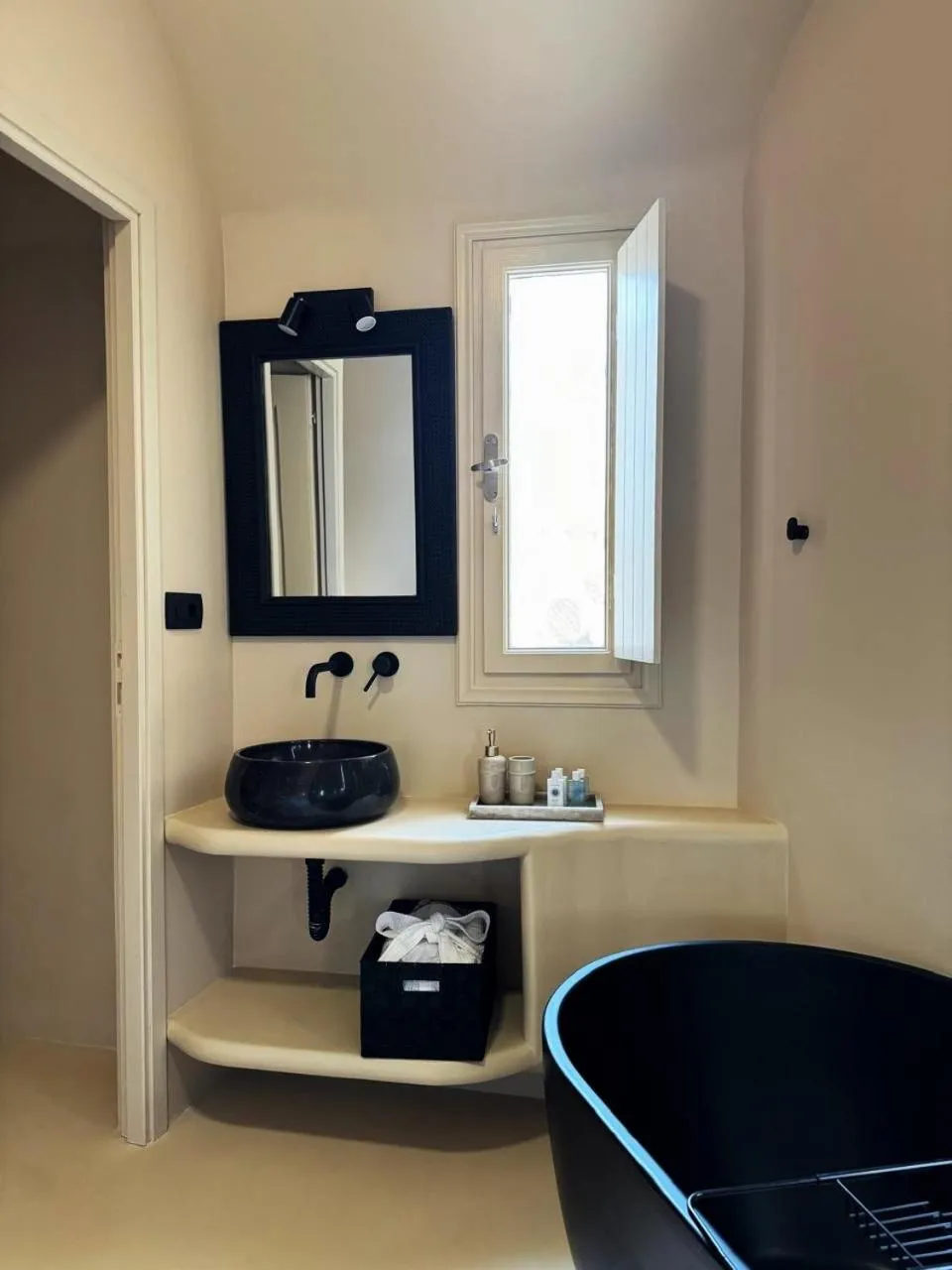 Bed in OIA UNIQUE HOMES by K&K