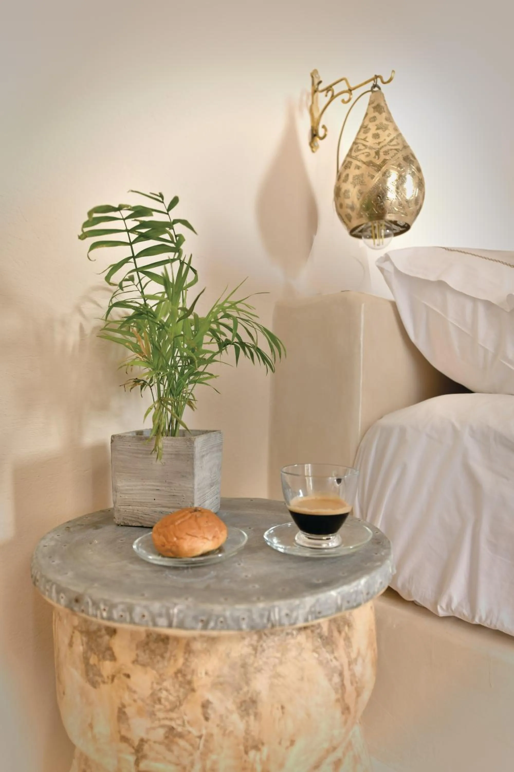 Bedroom, Bed in OIA UNIQUE HOMES by K&K