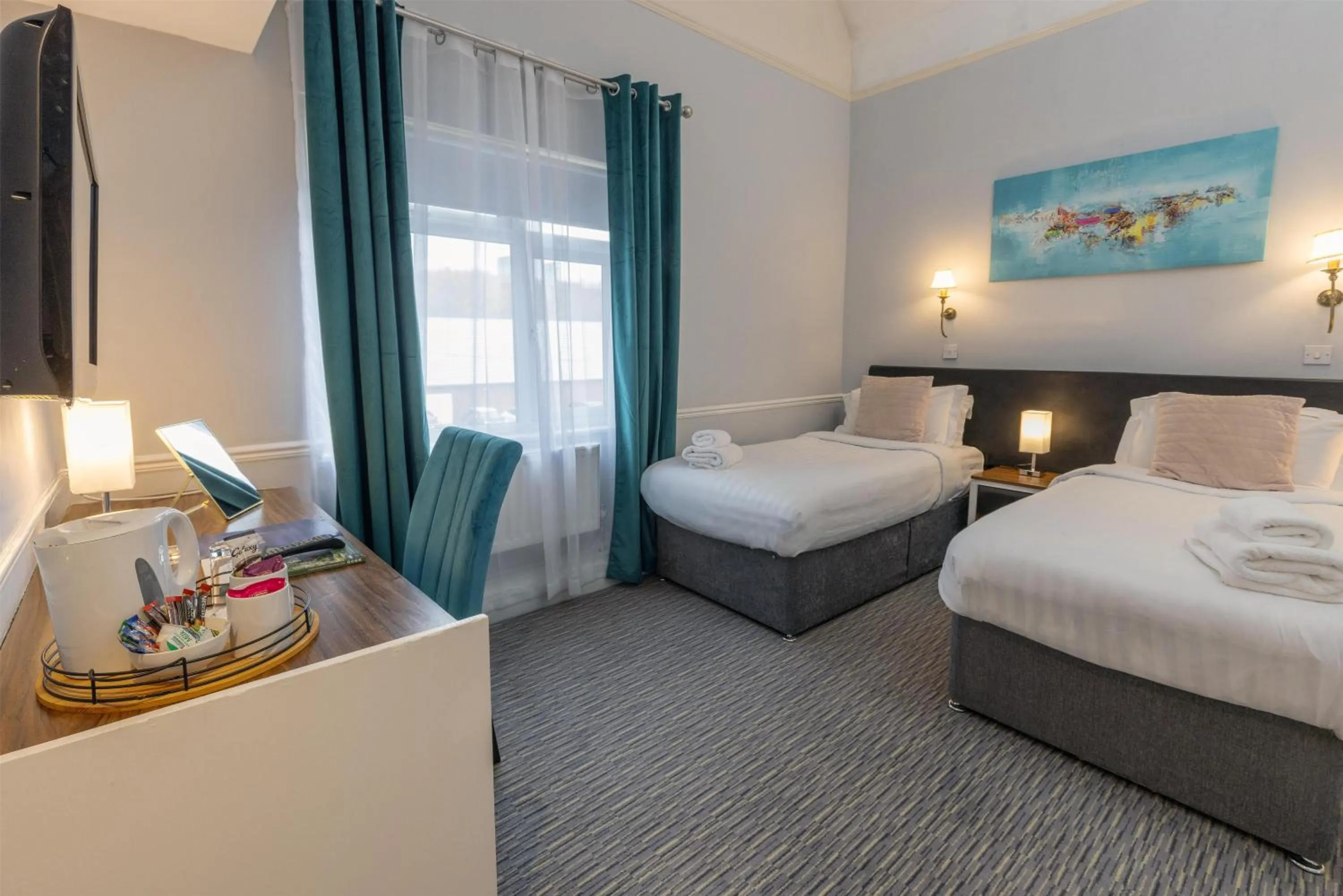 Bedroom, Bed in Best Western The Plough Hotel