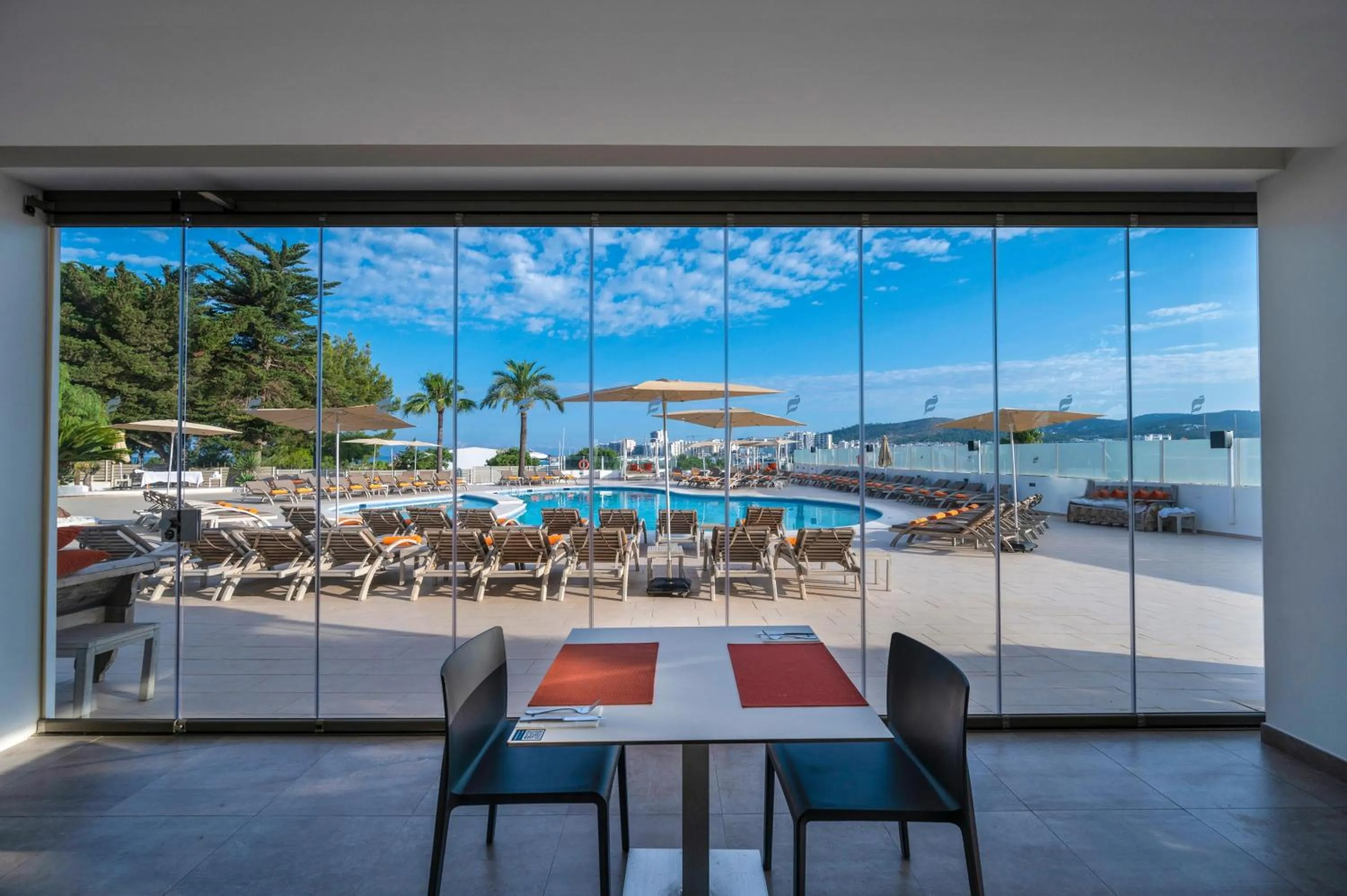 Restaurant/places to eat in THB Ocean Beach - Adults Only