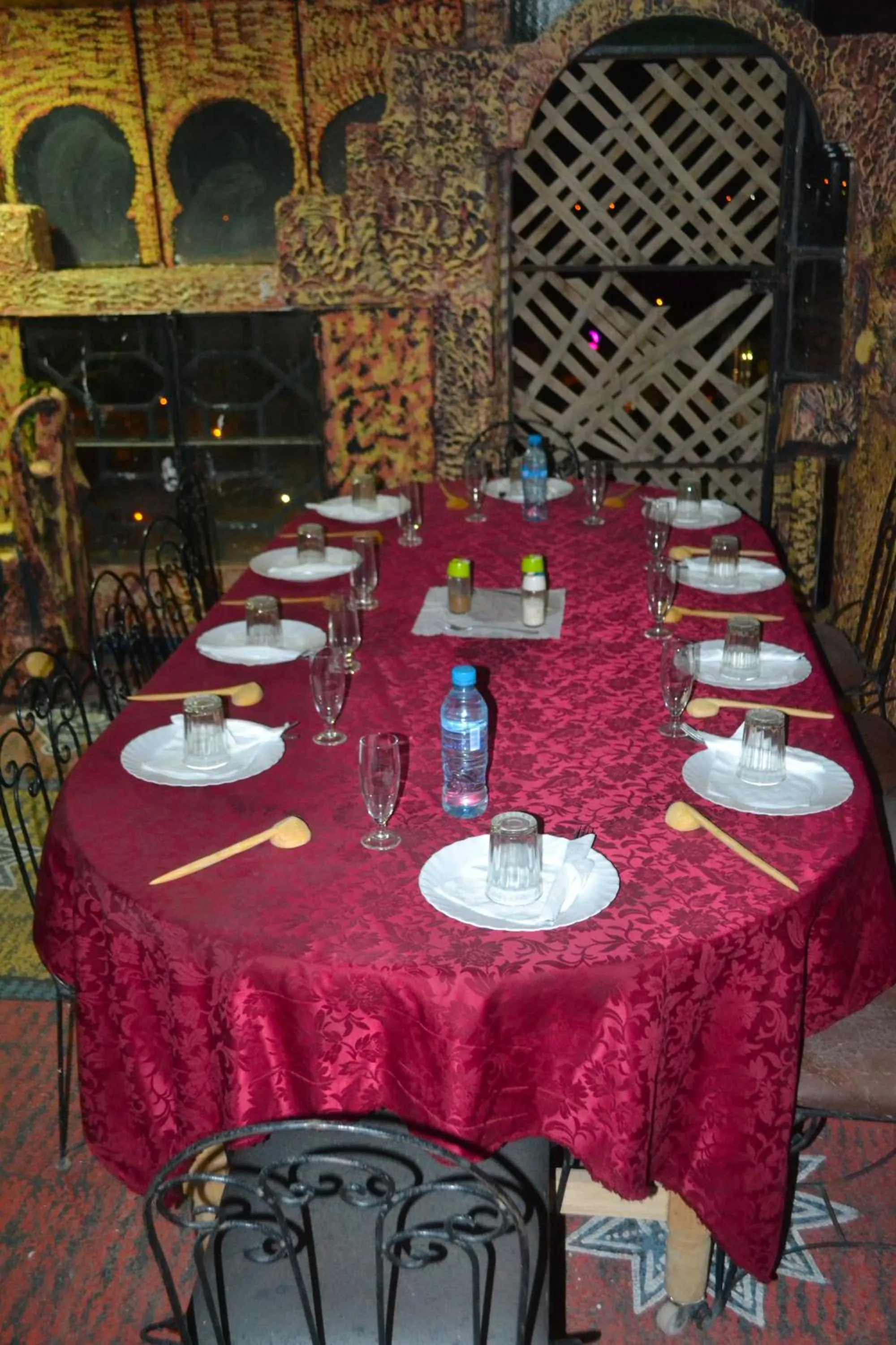 Restaurant/places to eat in Hôtel Amgoune