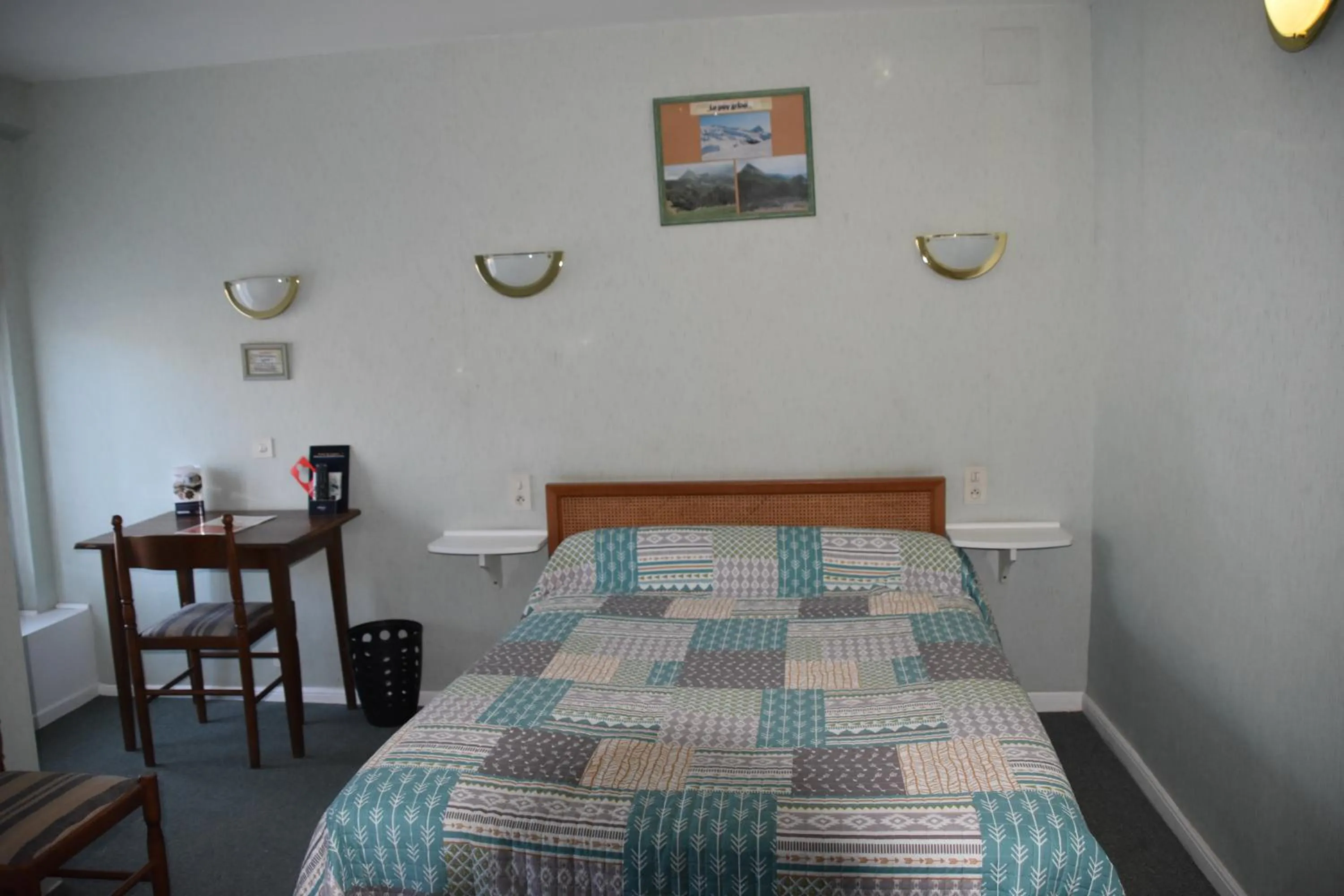 Bedroom, Bed in Hôtel Le Rider