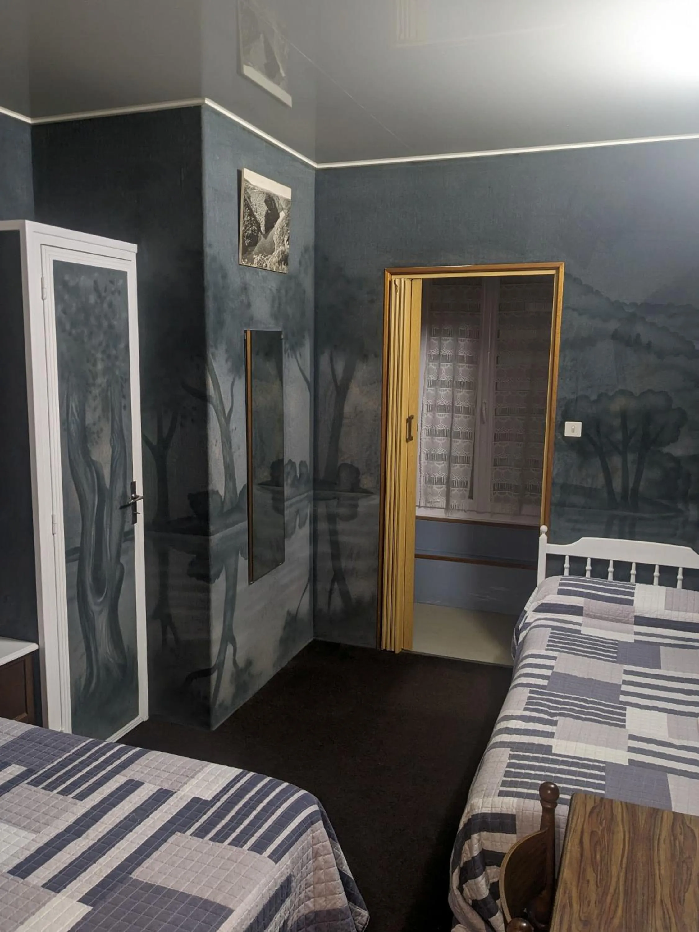 Bedroom, Bed in Hôtel Le Rider