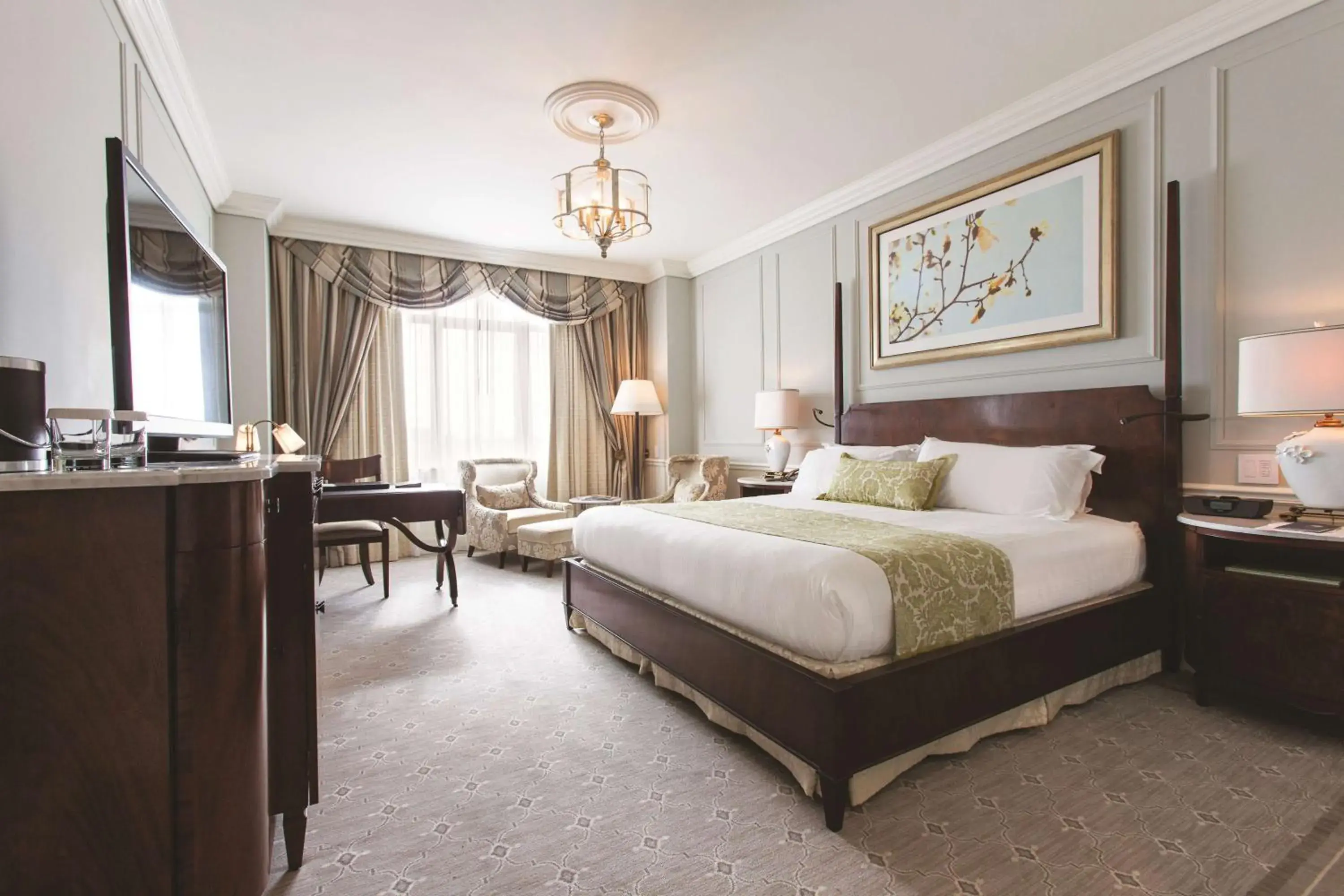 Deluxe Room in The Charleston Place Deluxe Room in The Charleston Place