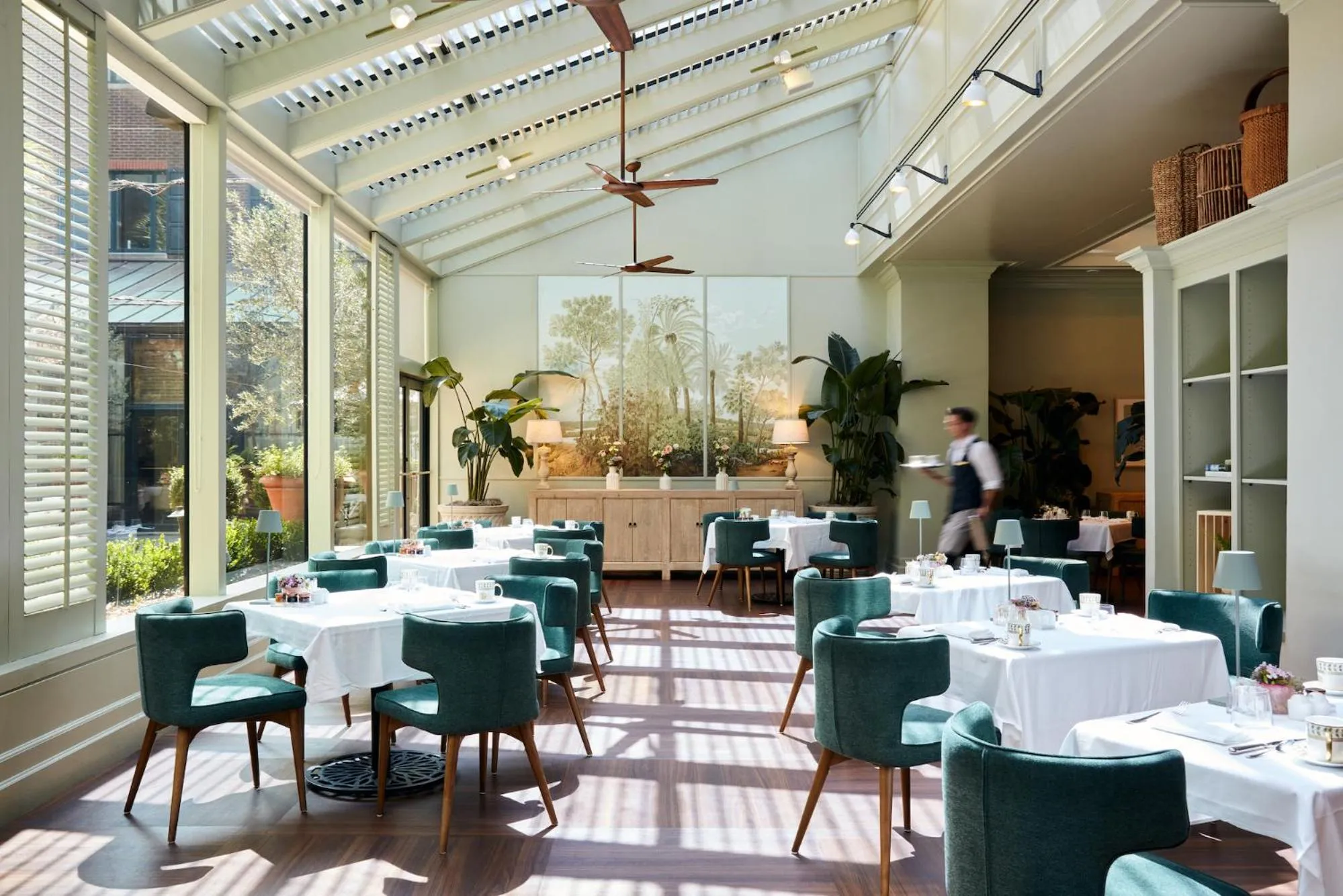 Restaurant/places to eat in The Charleston Place