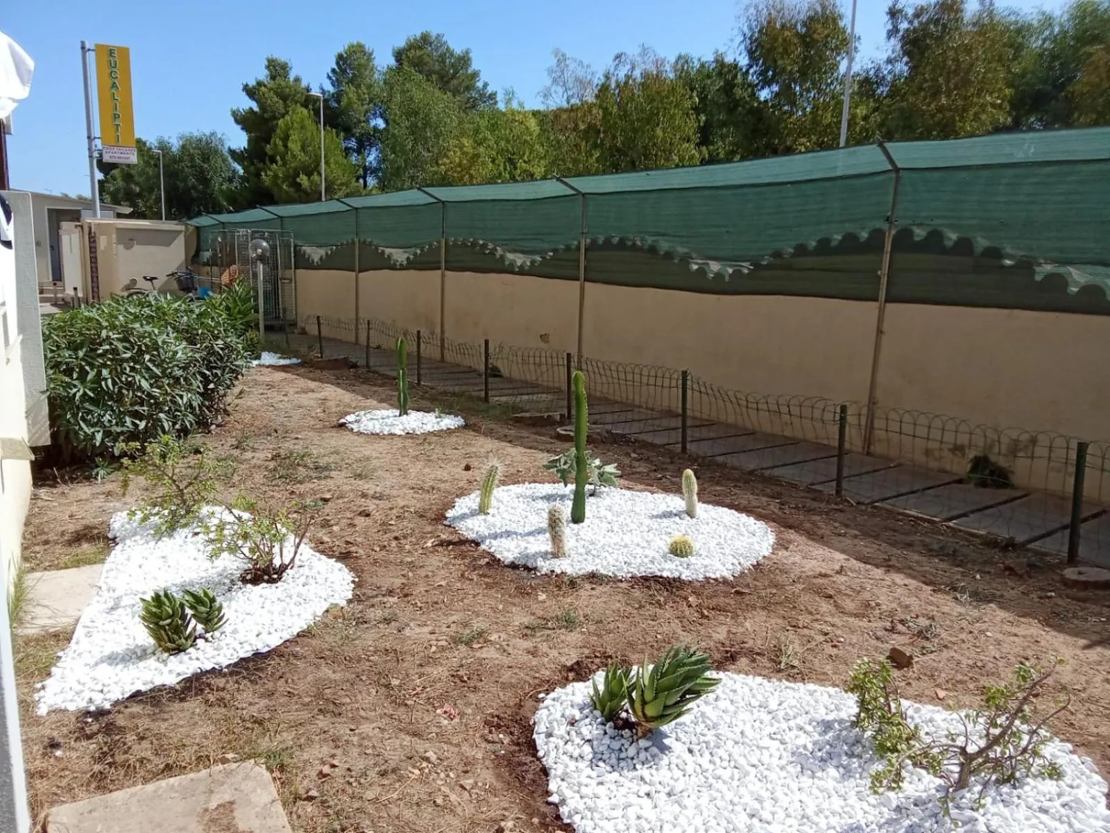 Garden view in Residence Eucalipti