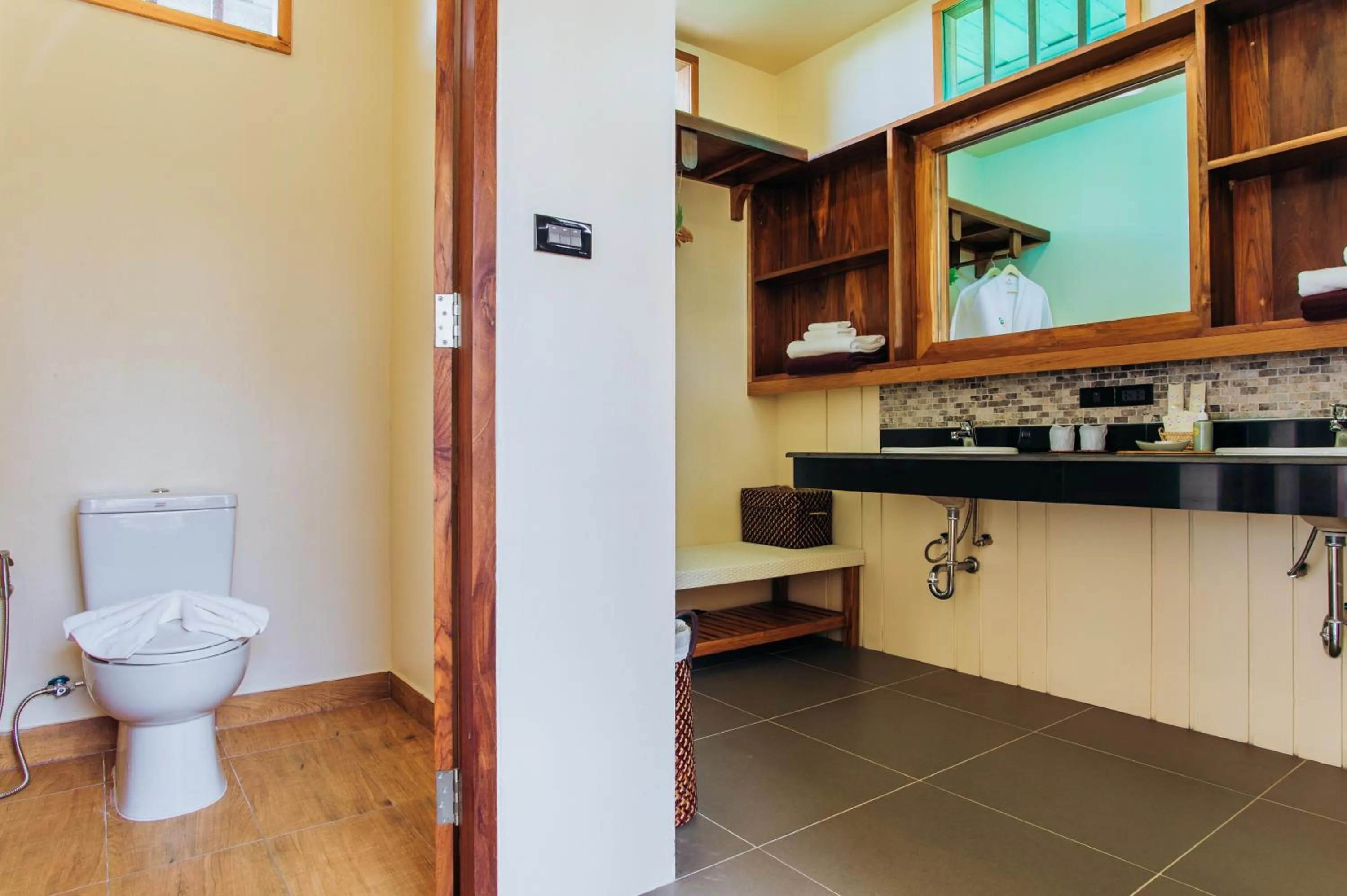 Toilet in Koh Yao Yai Hillside Resort