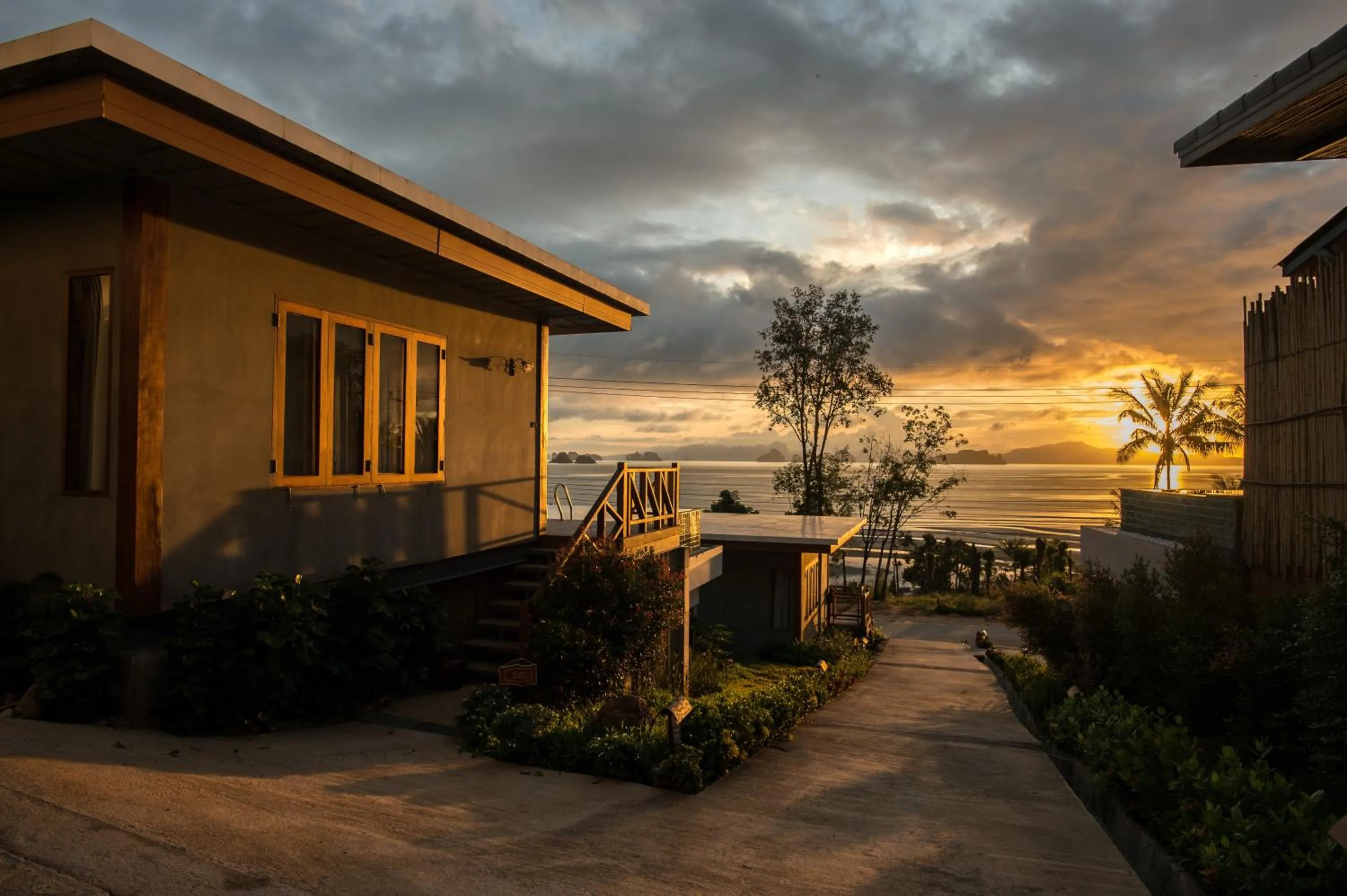 Sunrise in Koh Yao Yai Hillside Resort