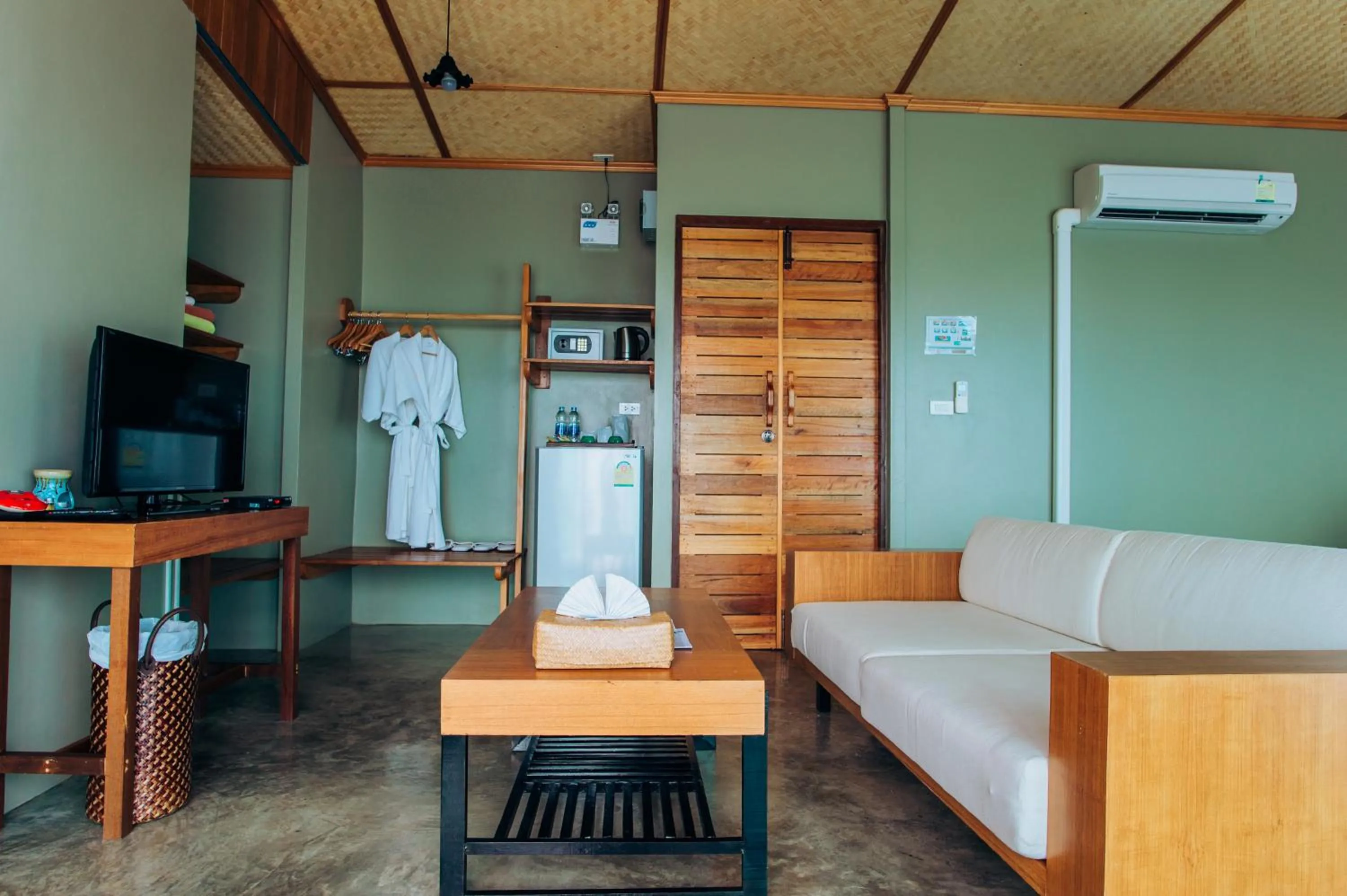 Living room in Koh Yao Yai Hillside Resort