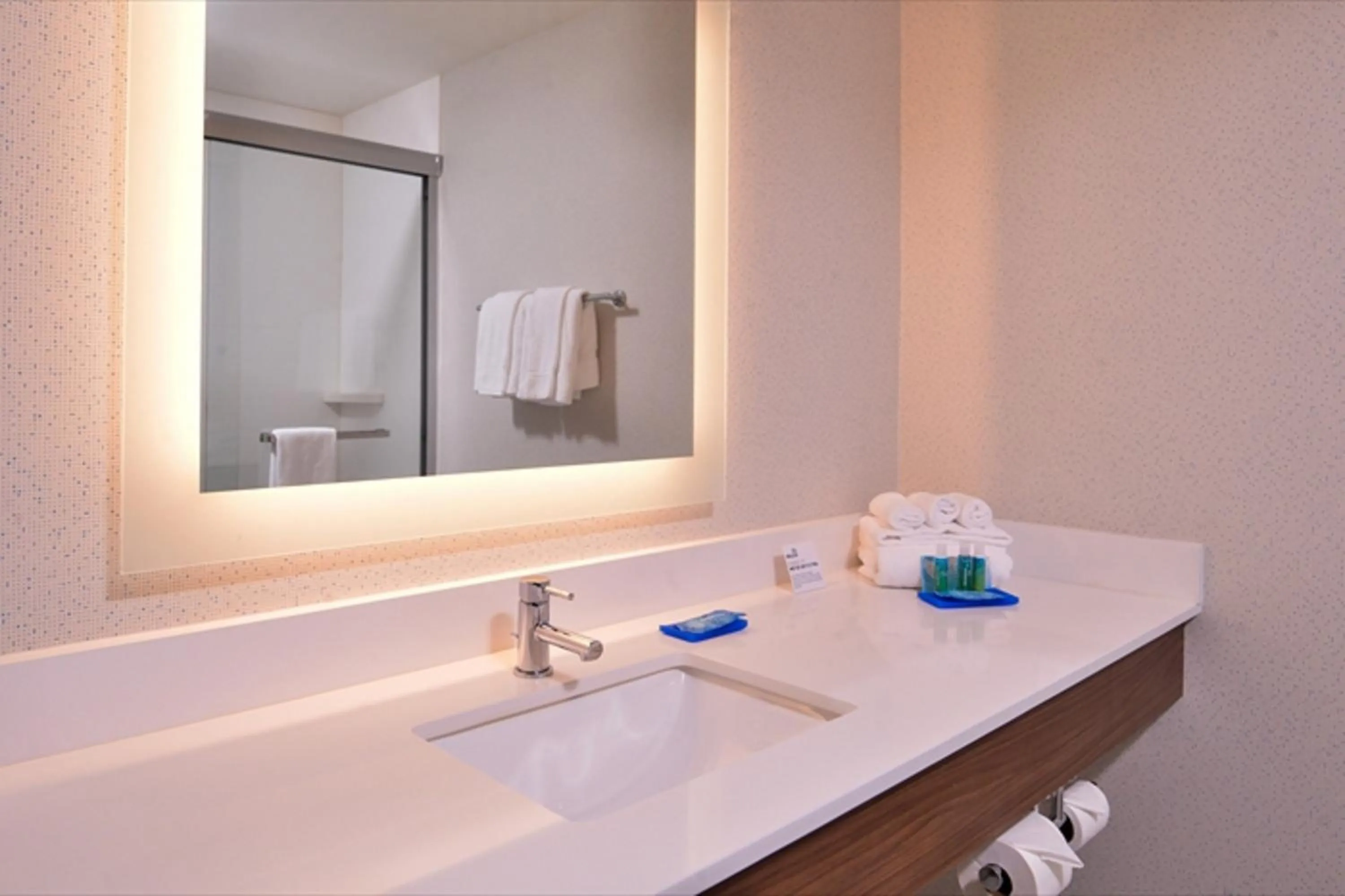 Bathroom in Holiday Inn Express Madera by IHG